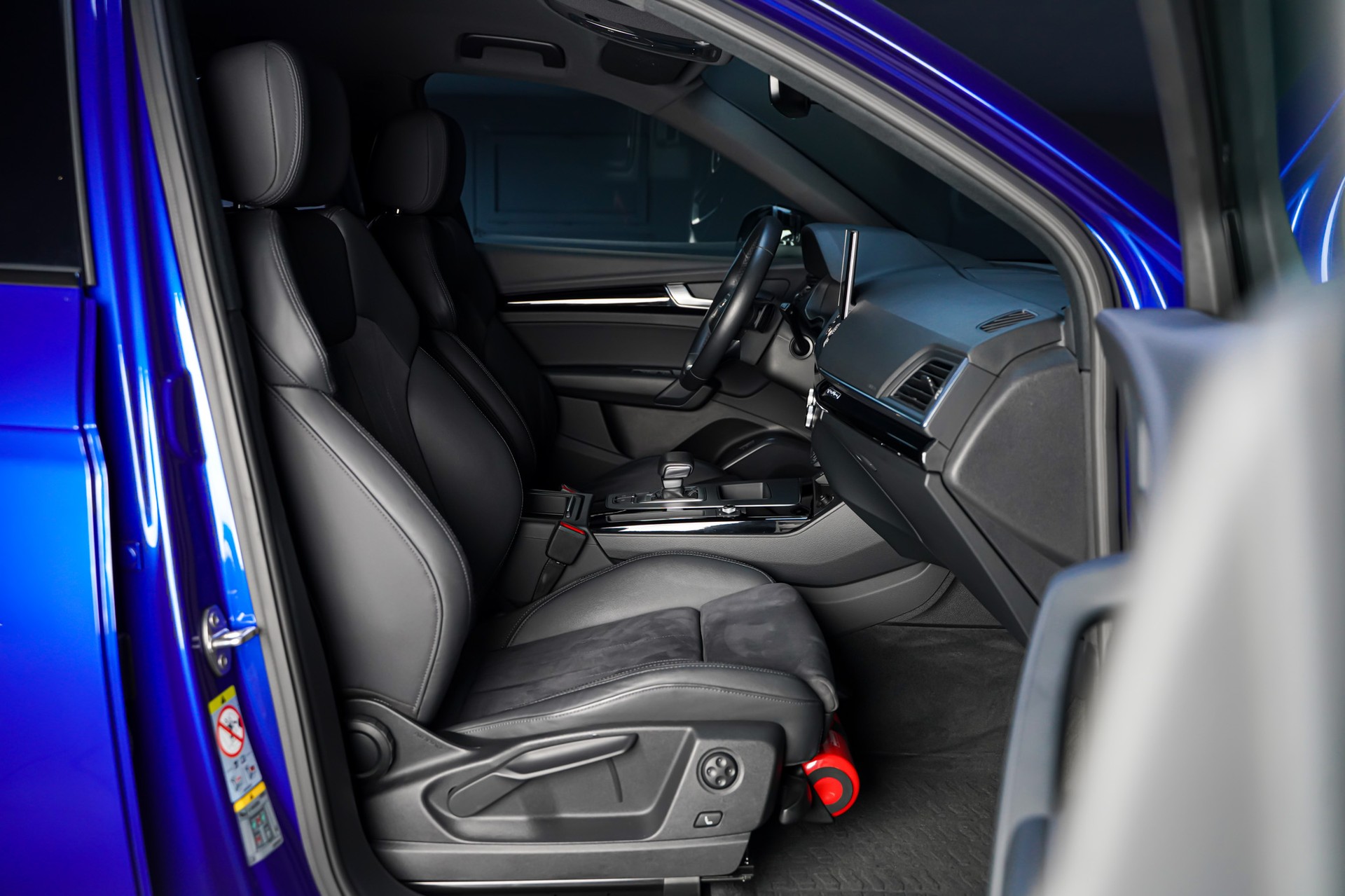AUDI Q5 Sportback 45 TFSI S line quattro S-tronic-image-19