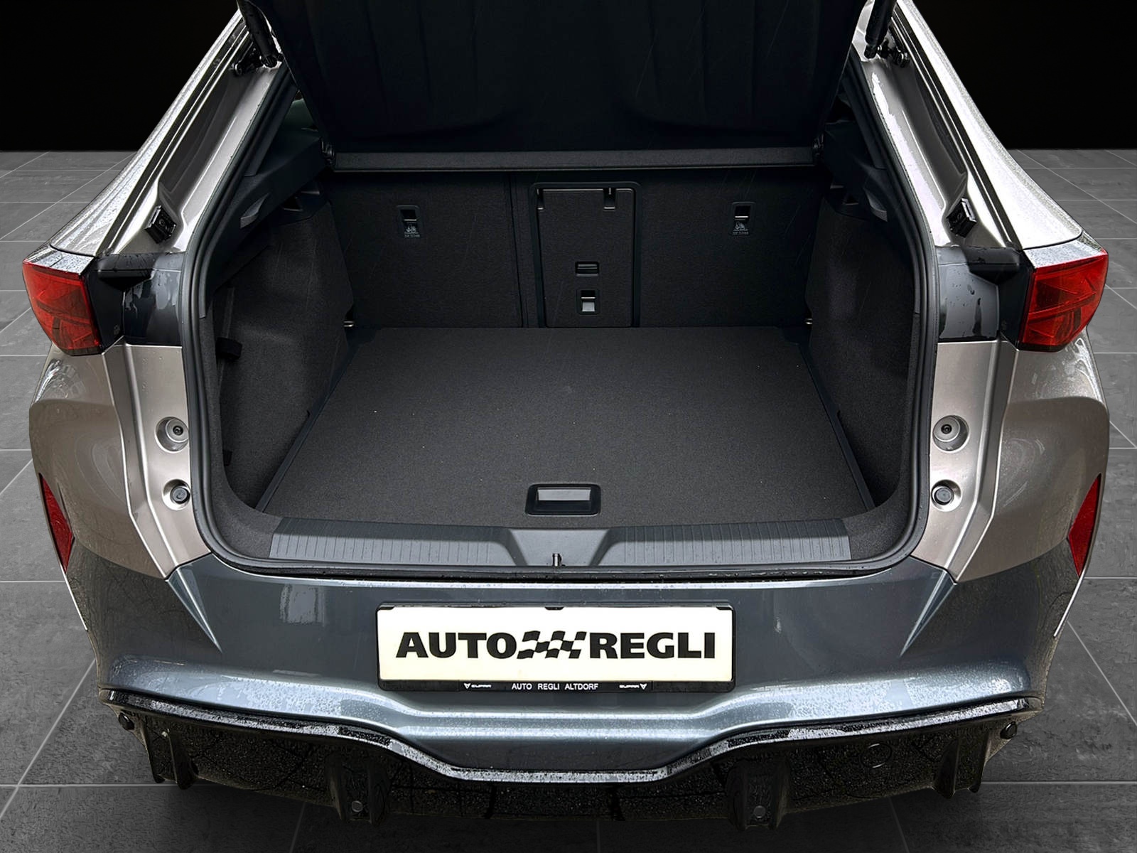 CUPRA Tavascan Type 9 77 kWh Adrenaline-image-15