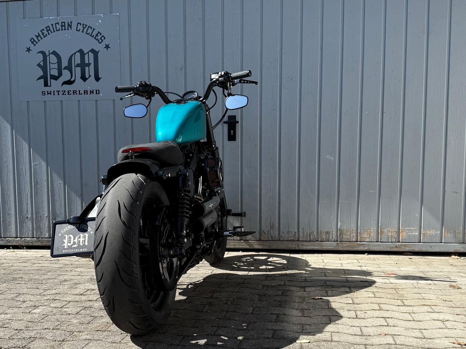 HARLEY-DAVIDSON XL 883 N Sportster Iron ABS-image-5
