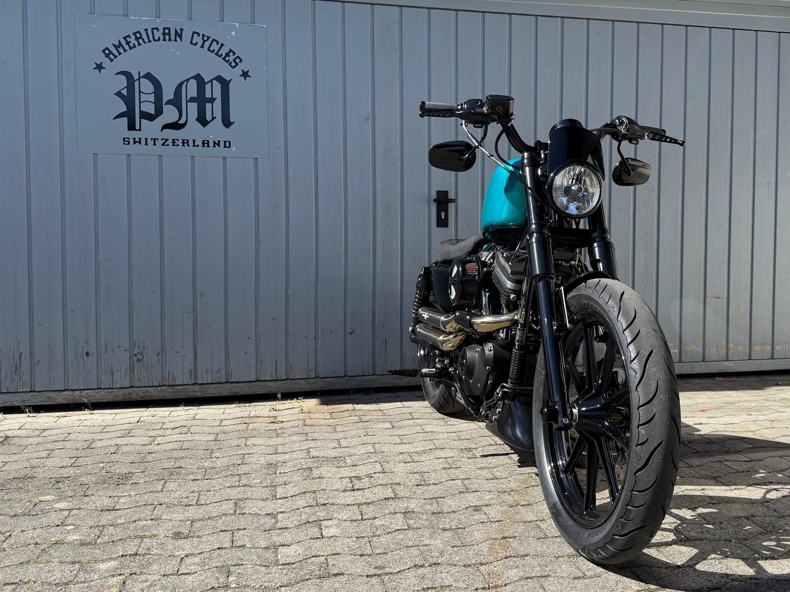 HARLEY-DAVIDSON XL 883 N Sportster Iron ABS-image-8