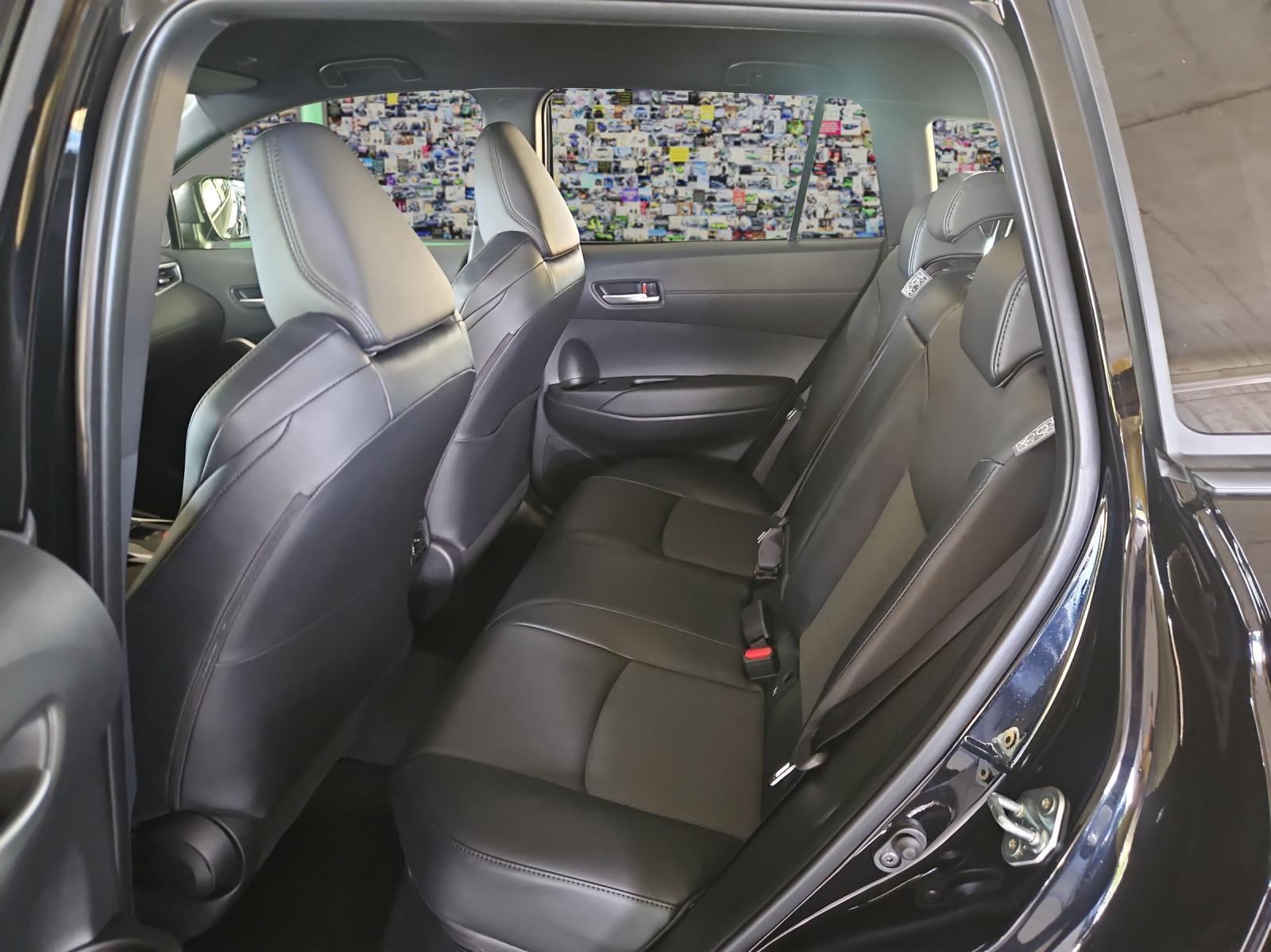 TOYOTA Corolla Cross 2.0 HSD Trend AWD-i-image-9