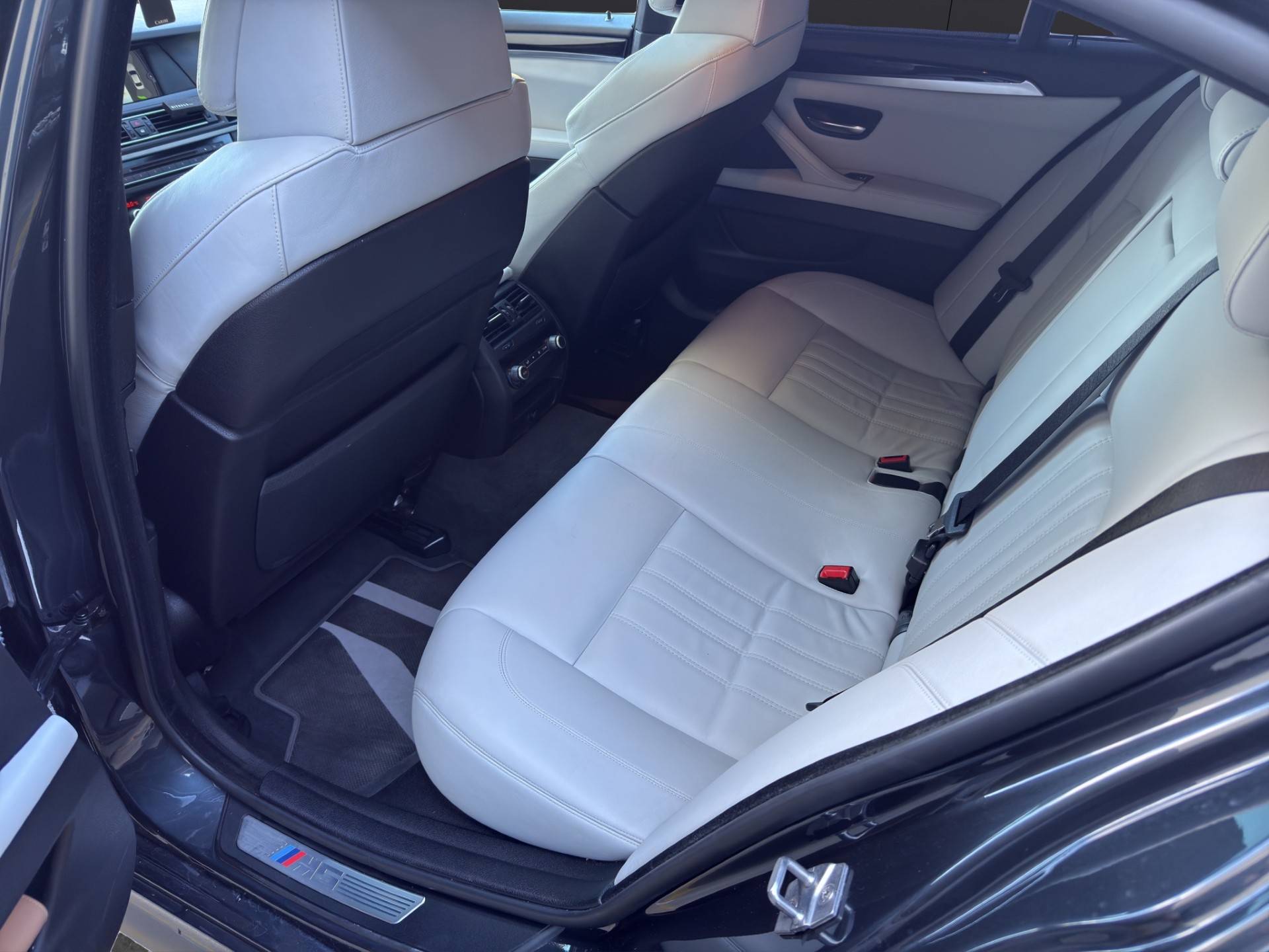 BMW M5 Drivelogic-image-9