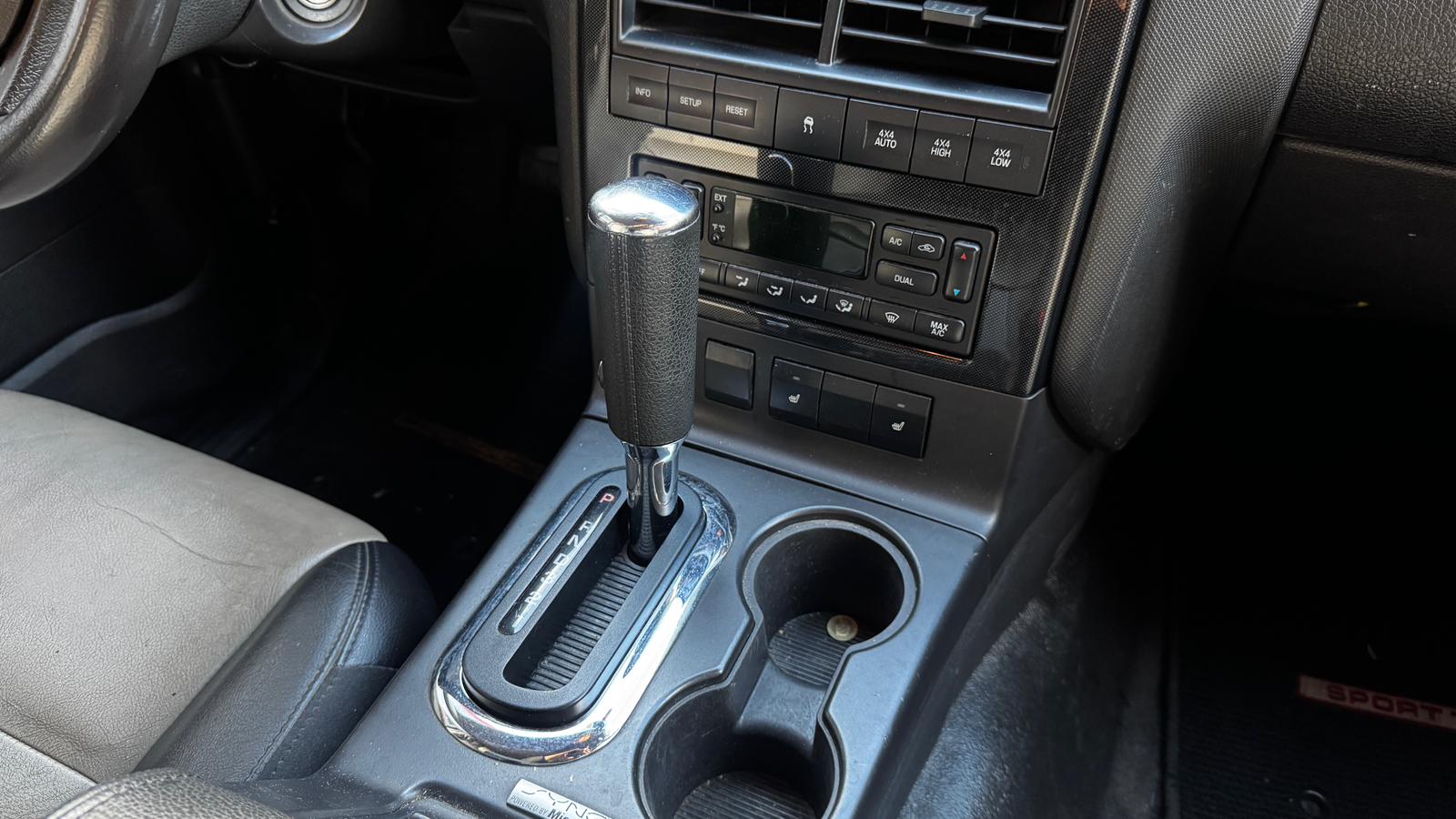 FORD EXPLORER PICK-UP SPORT-image-8