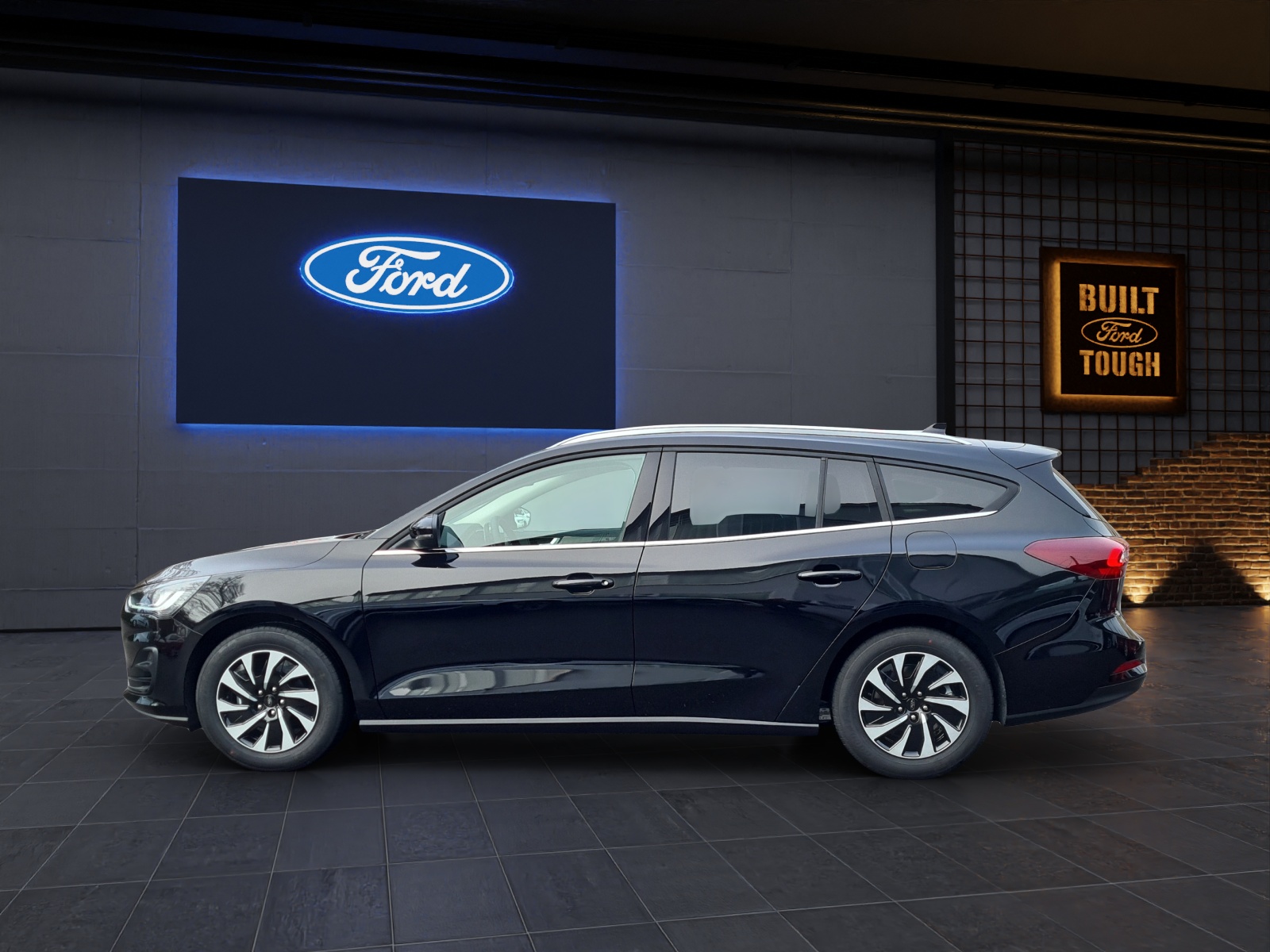 FORD Focus Kombi 1.0i EcoBoost Hybrid 155 PS Titanium X AUTOMAT-image-4