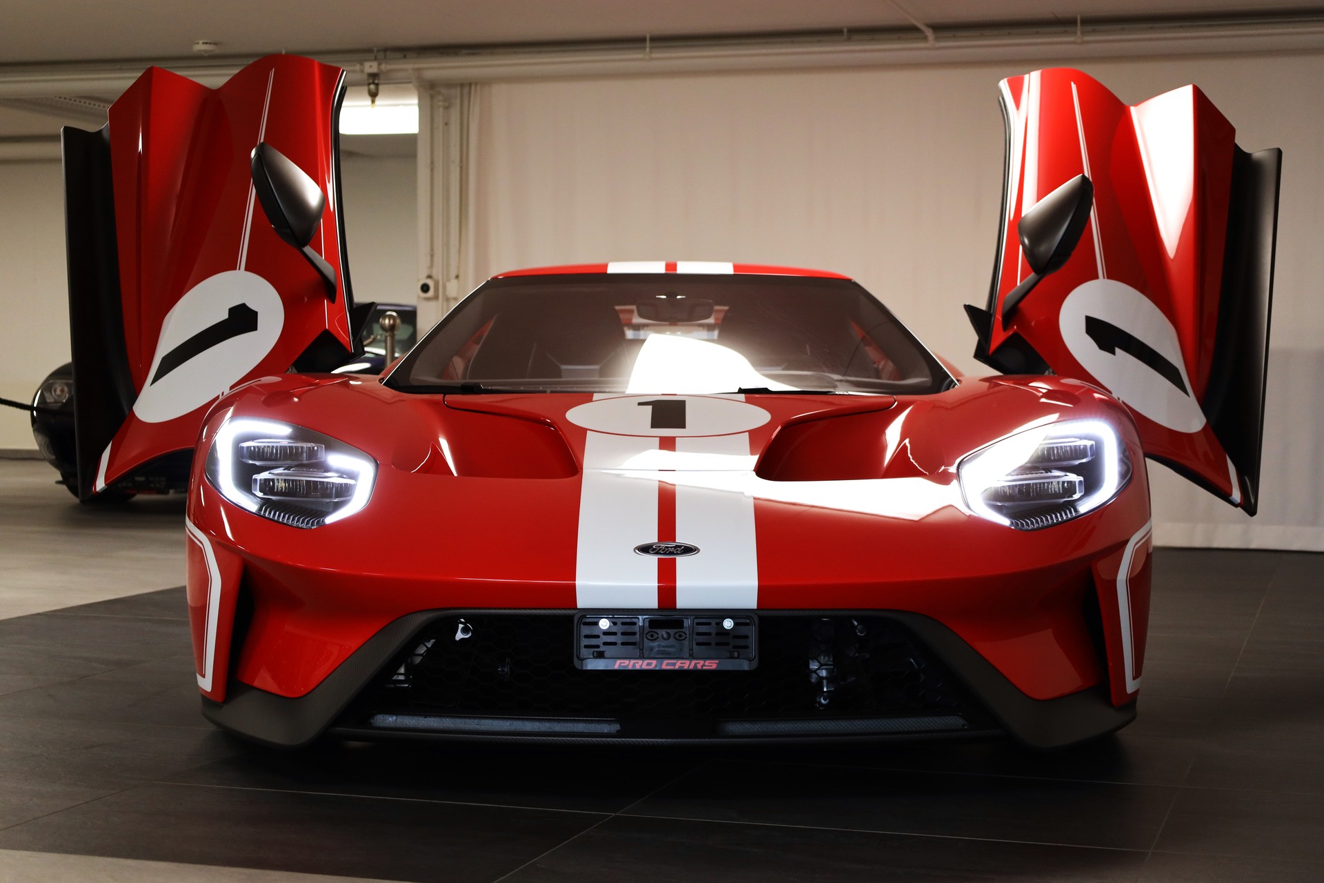 FORD GT '67 Heritage Edition-image-9