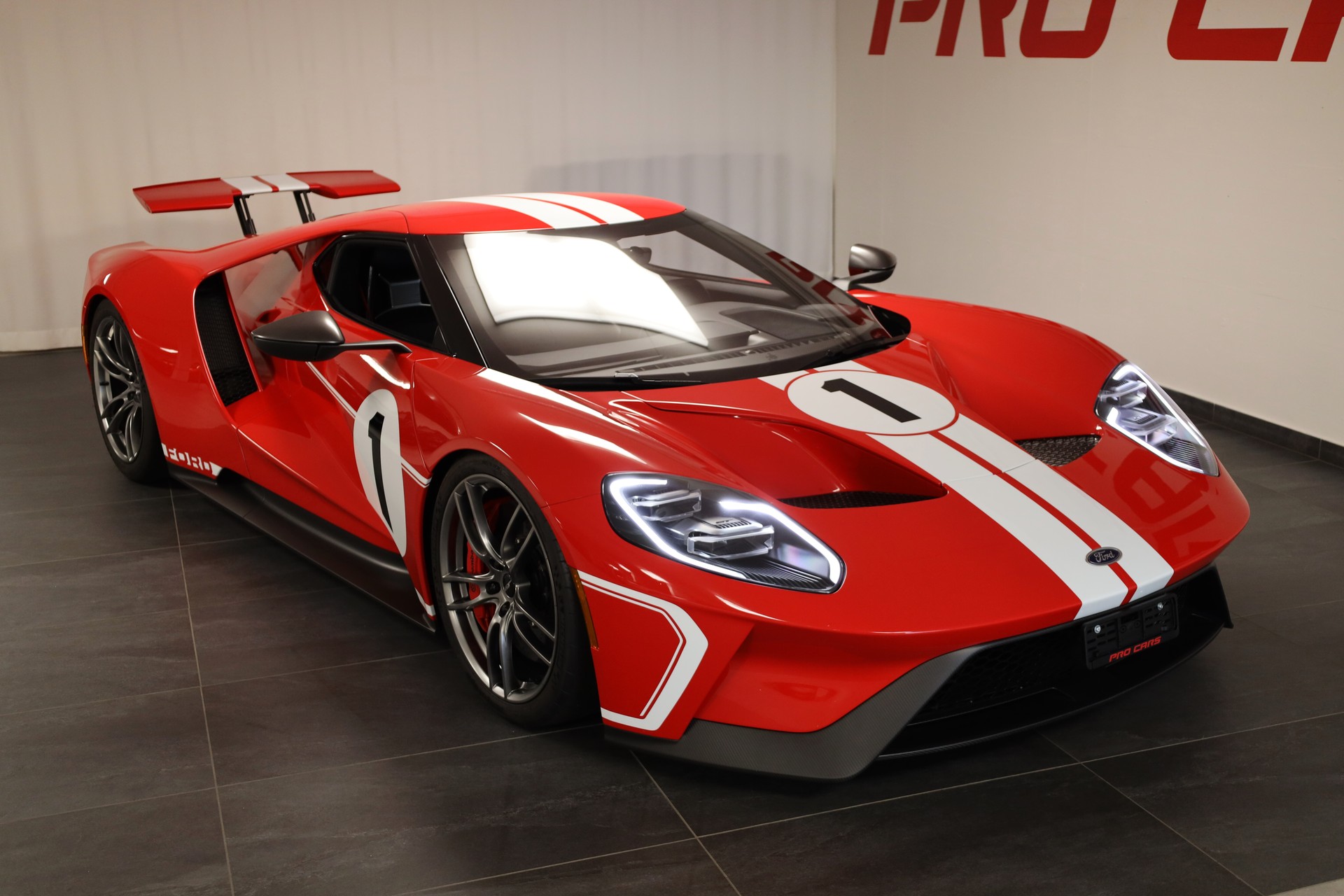 FORD GT '67 Heritage Edition-image-2