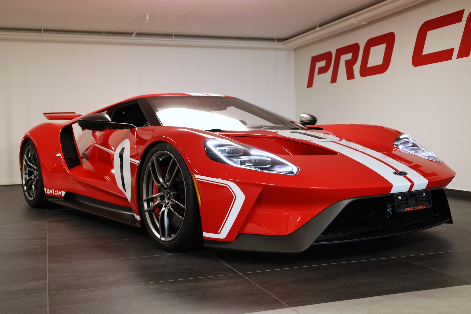 FORD GT '67 Heritage Edition-image-1