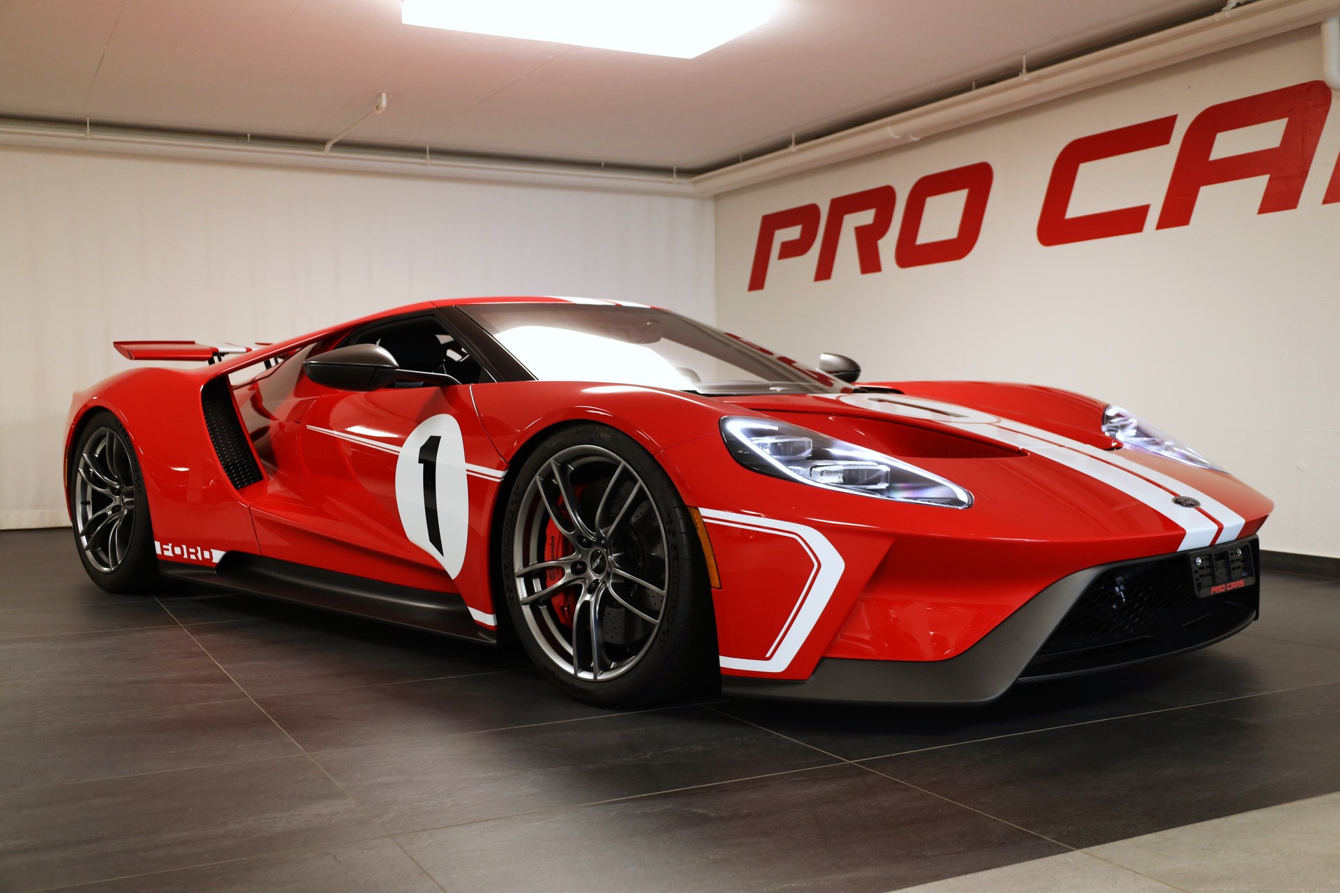 FORD GT '67 Heritage Edition-image-3