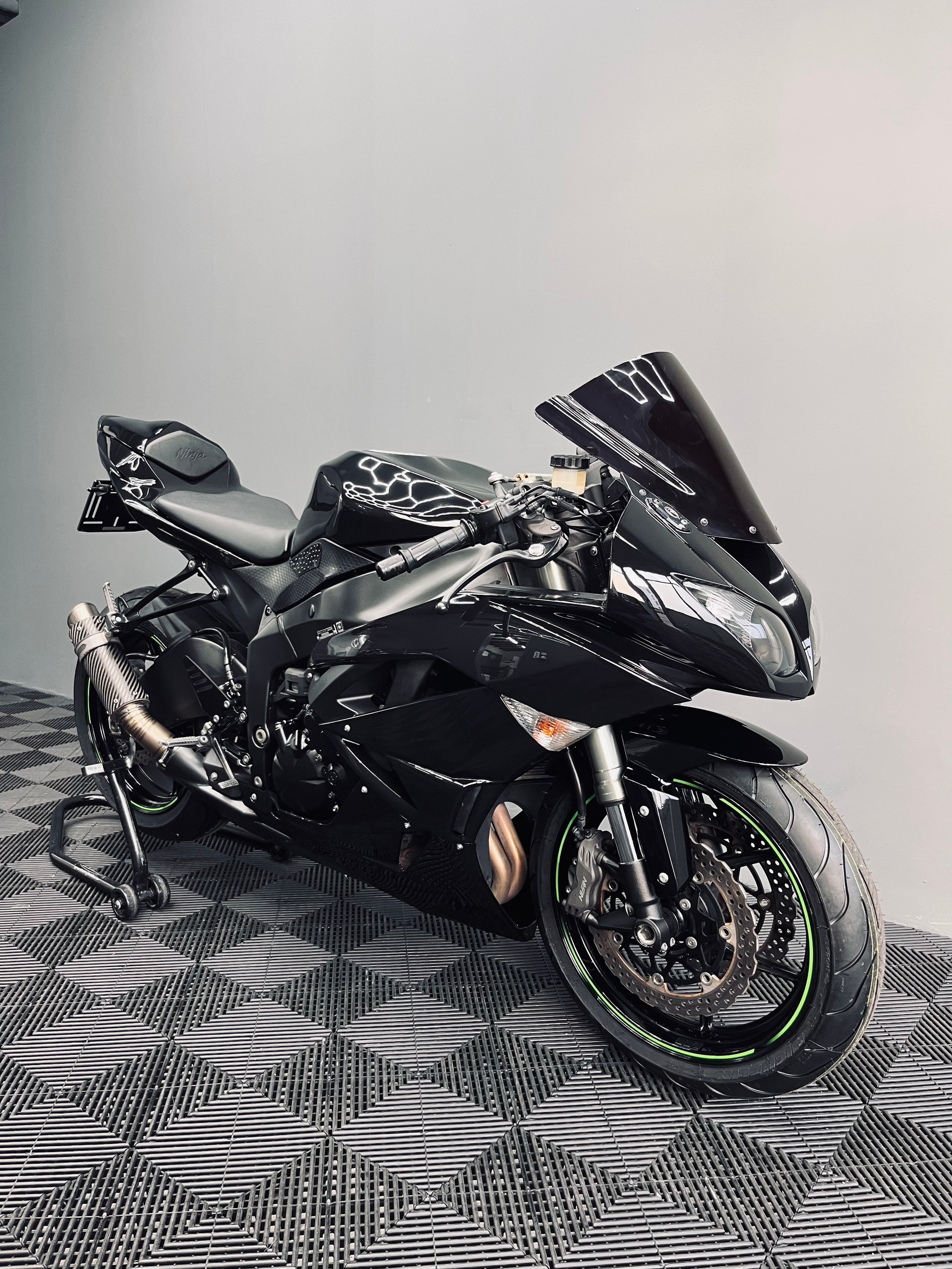 KAWASAKI Ninja ZX-6R