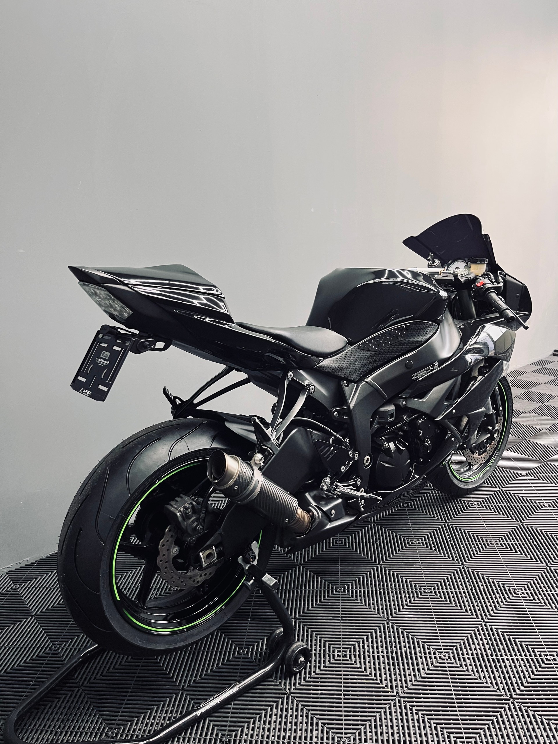 KAWASAKI Ninja ZX-6R-image-2