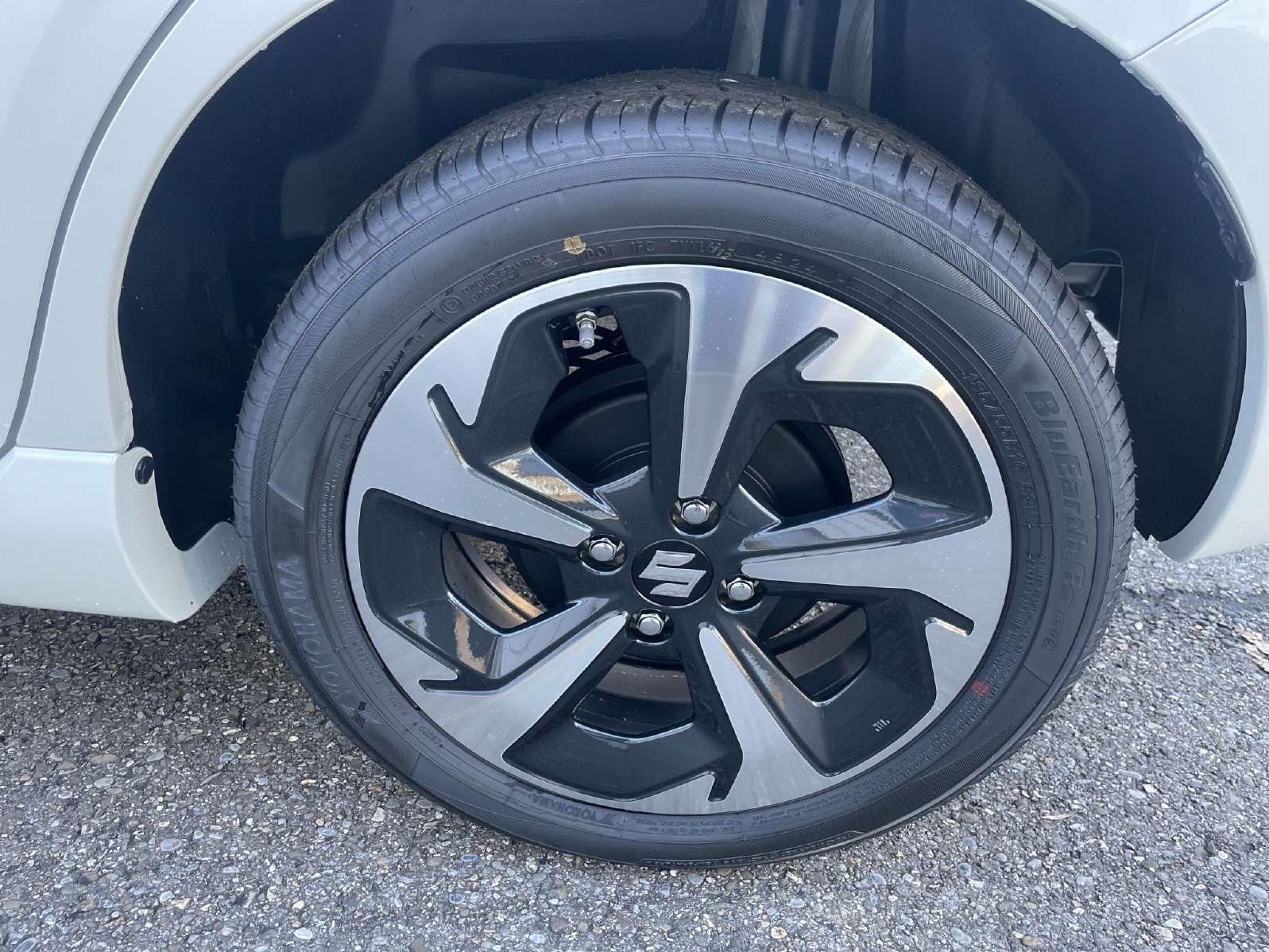 SUZUKI Swift 1.2 Tradizio Top Hybrid 4x4-image-5