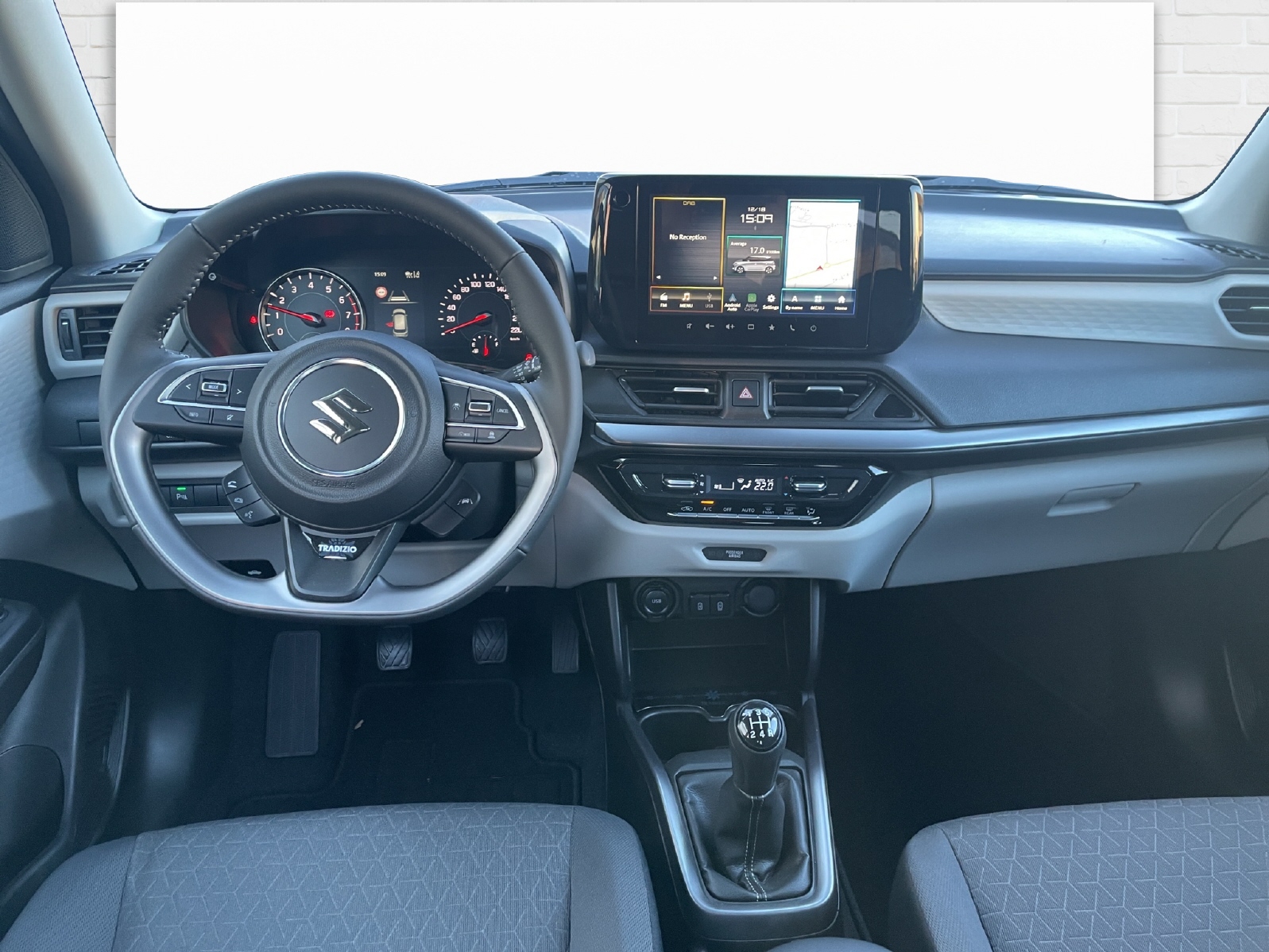 SUZUKI Swift 1.2 Tradizio Top Hybrid 4x4-image-9