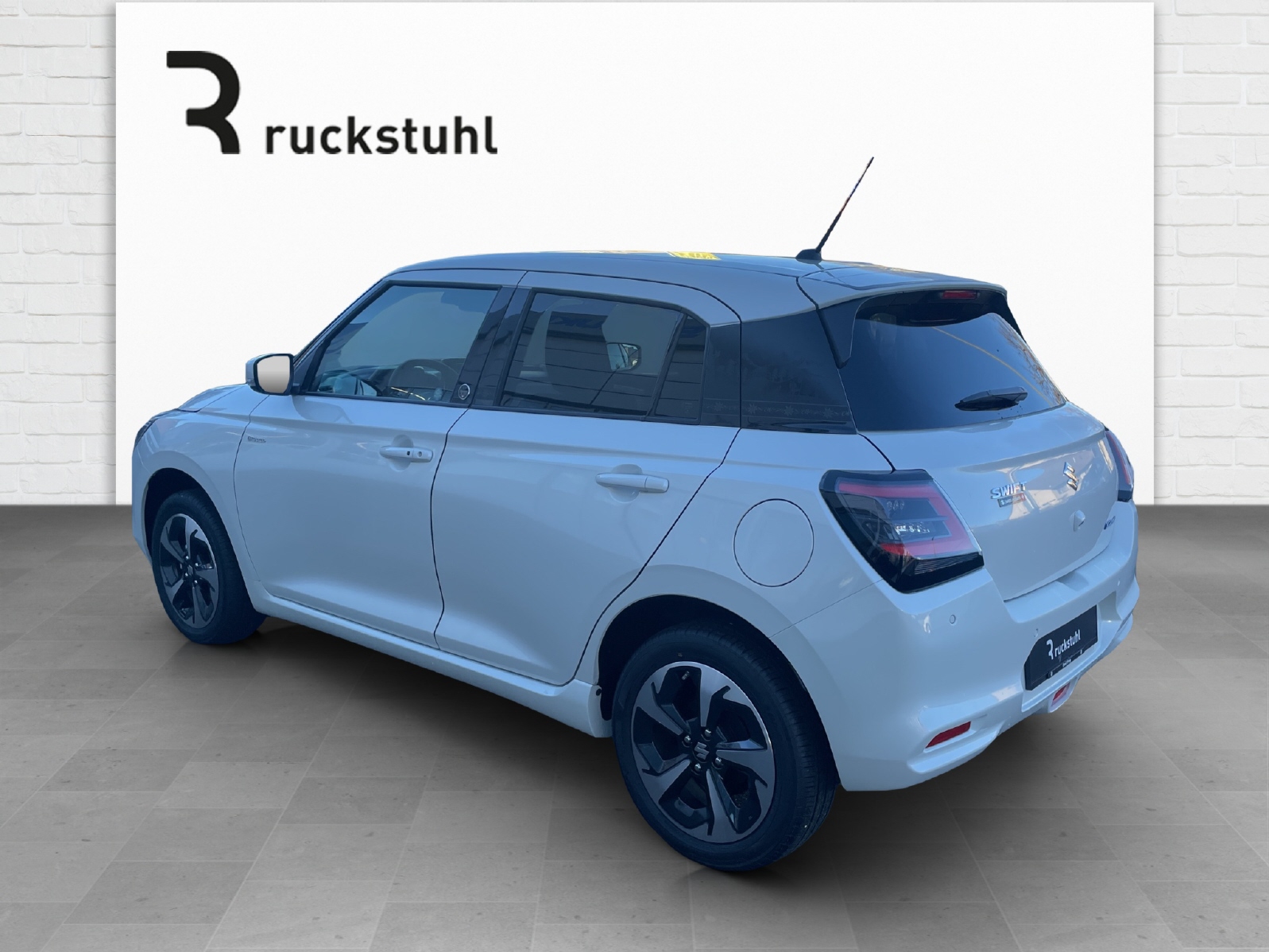 SUZUKI Swift 1.2 Tradizio Top Hybrid 4x4-showroom-element-3