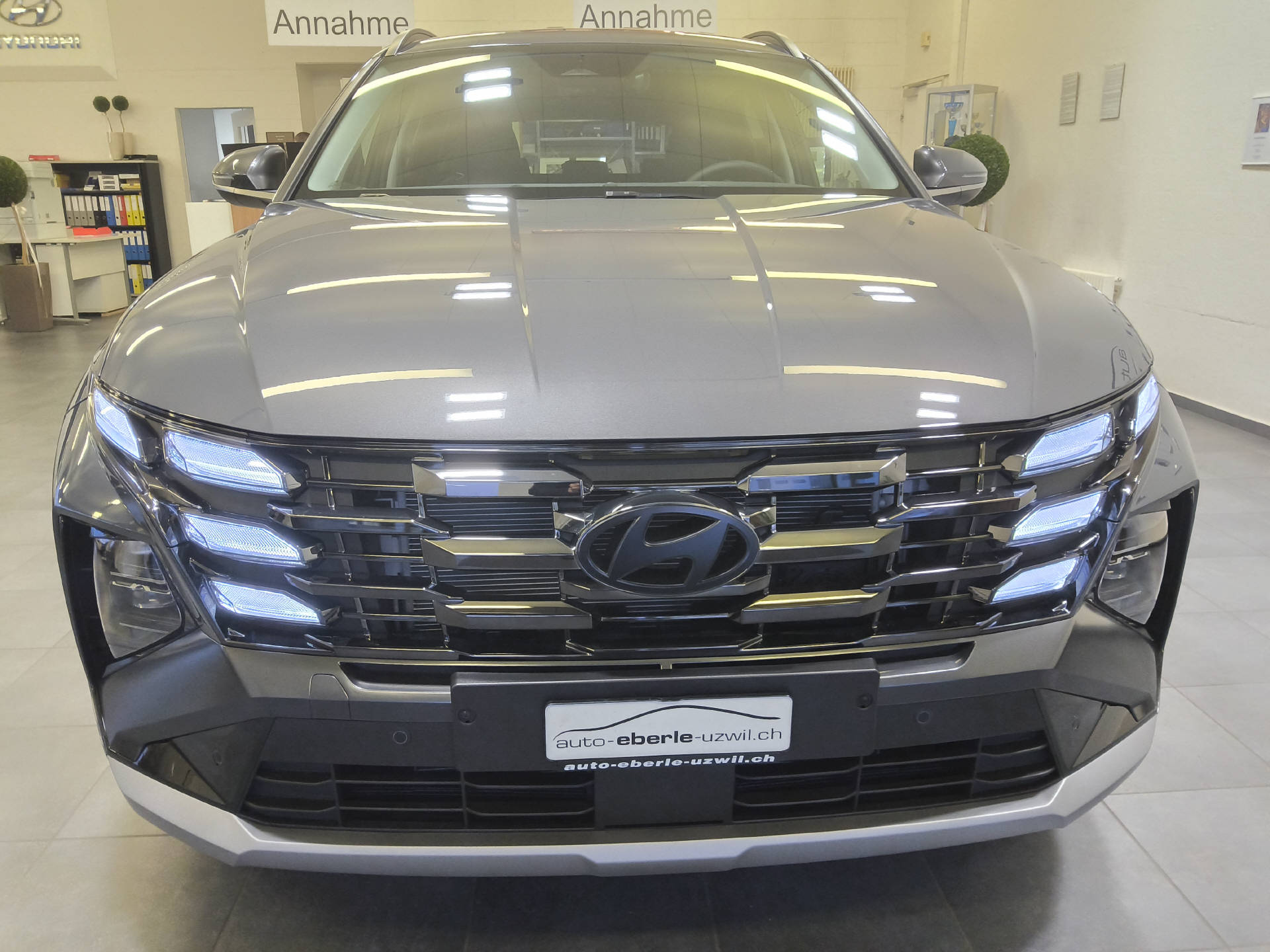 HYUNDAI Tucson 1.6 T-GDi HEV Amplia 4WD-image-4