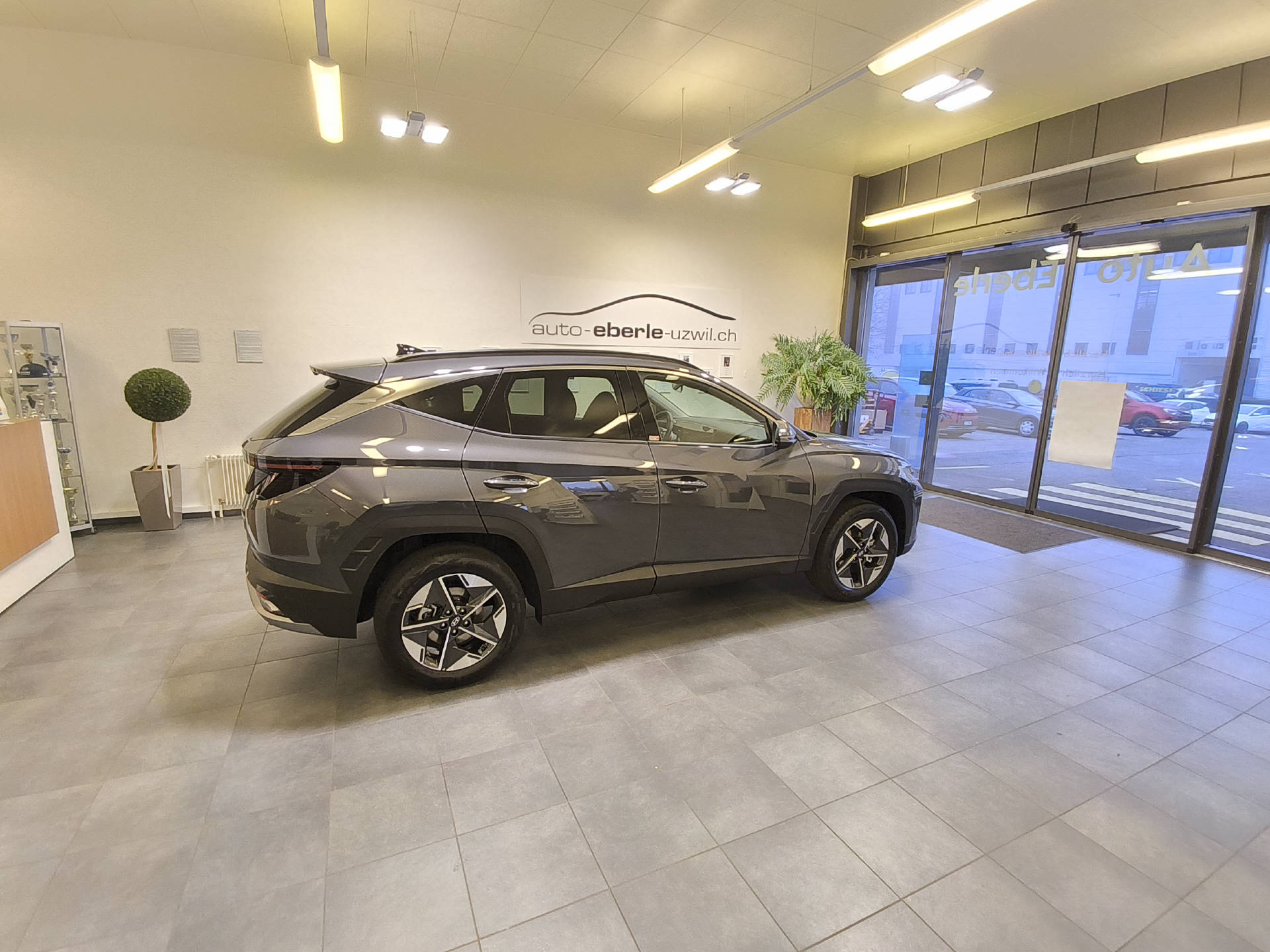HYUNDAI Tucson 1.6 T-GDi HEV Amplia 4WD-image-27