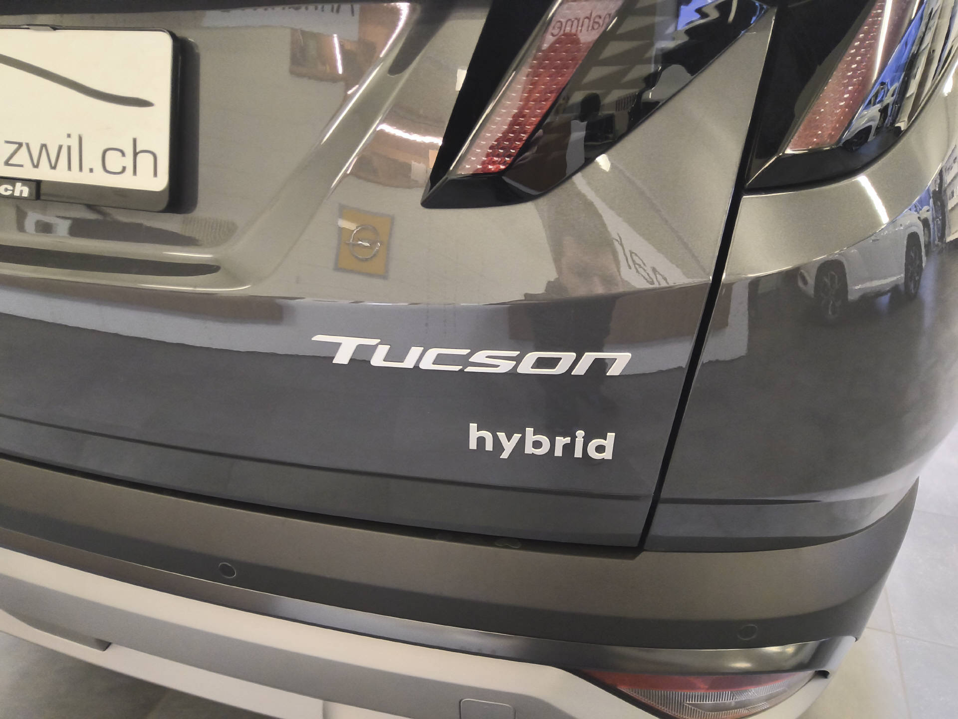 HYUNDAI Tucson 1.6 T-GDi HEV Amplia 4WD-image-30