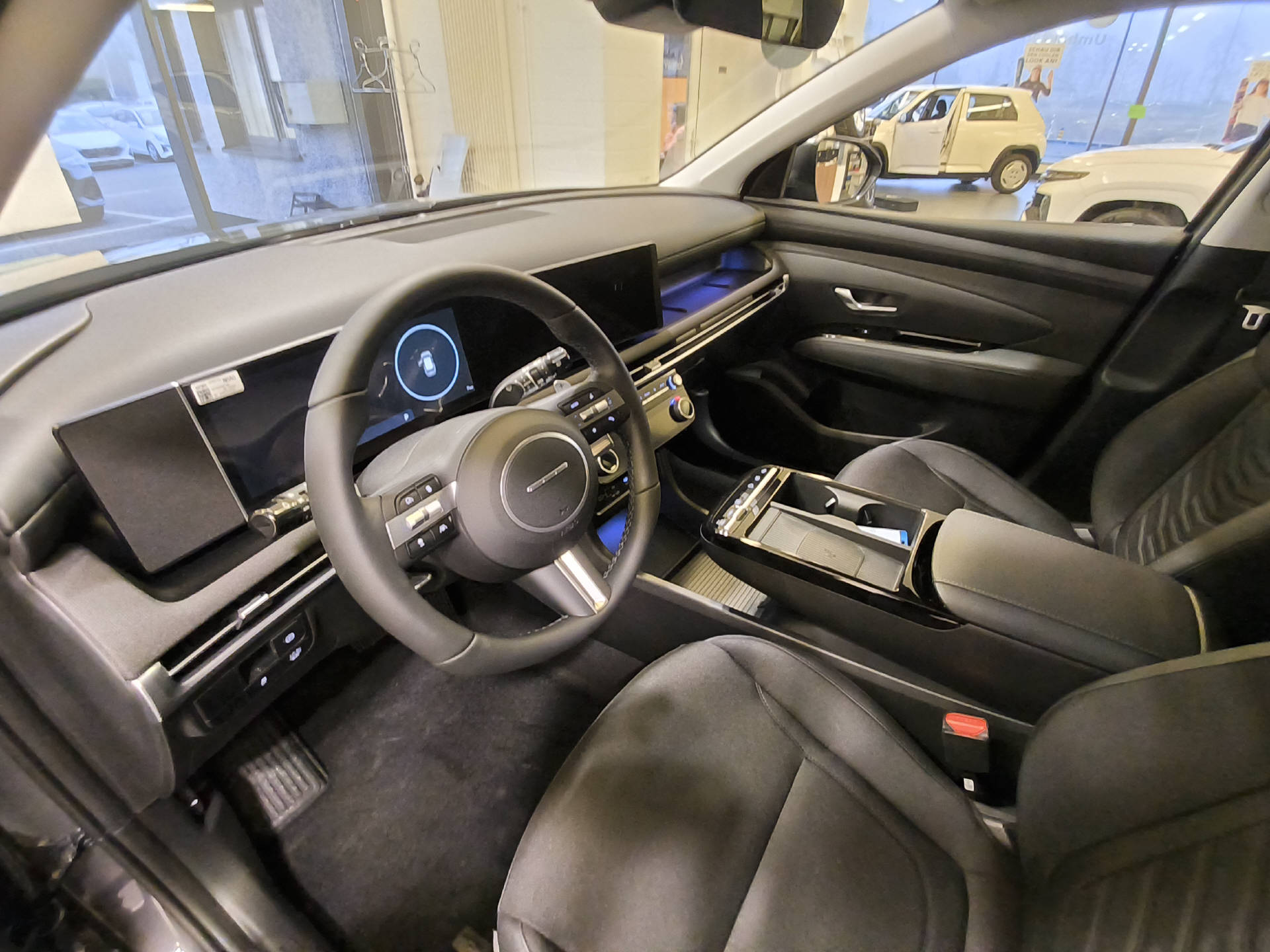 HYUNDAI Tucson 1.6 T-GDi HEV Amplia 4WD-image-26