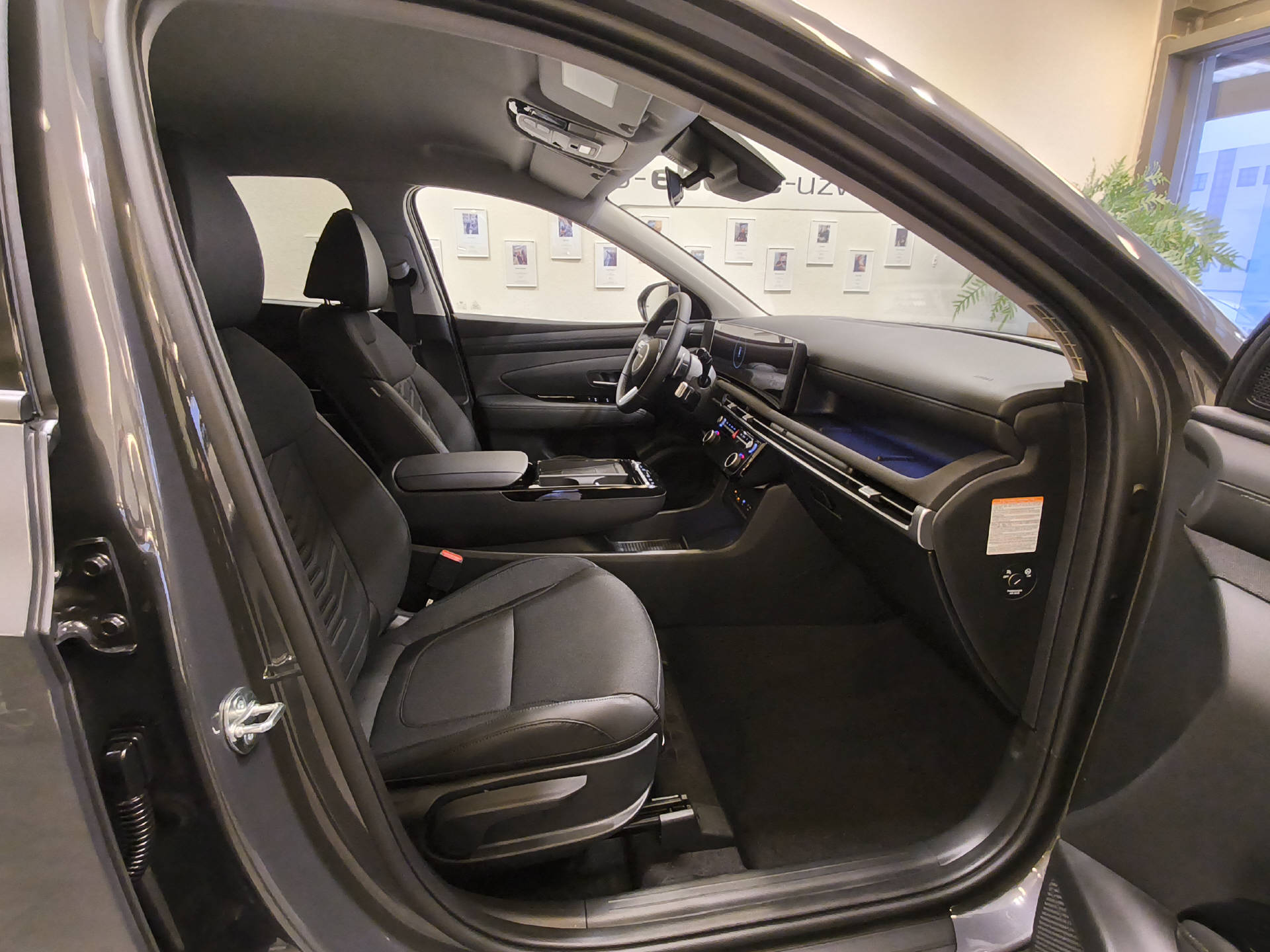 HYUNDAI Tucson 1.6 T-GDi HEV Amplia 4WD-image-20
