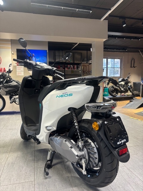 YAMAHA NEO'S EV-image-3