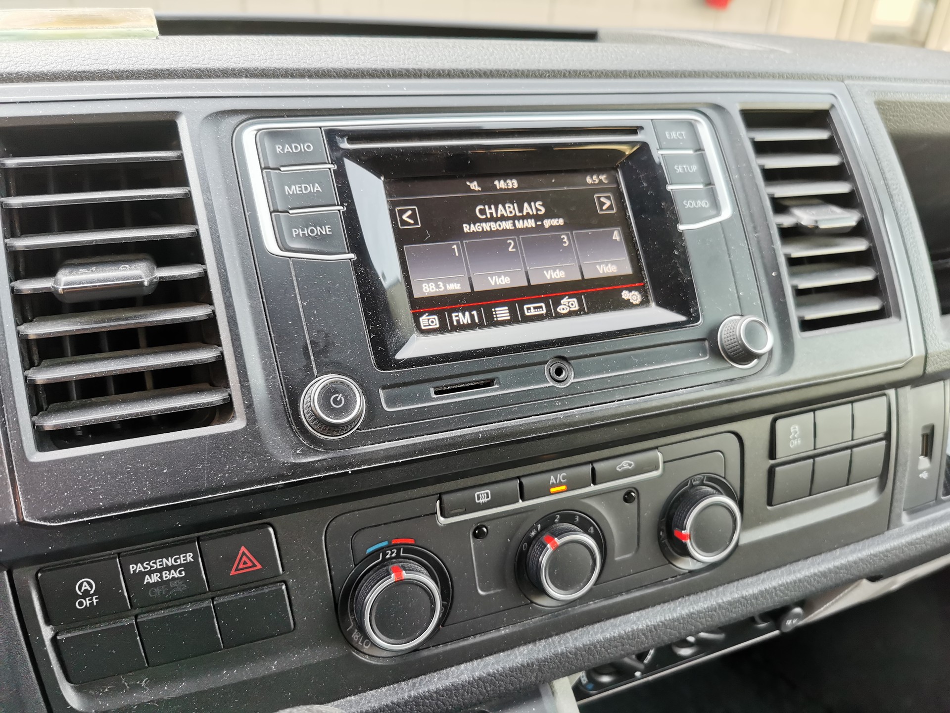 VW T6 2.0 TDI 4Motion (Lang)-image-12