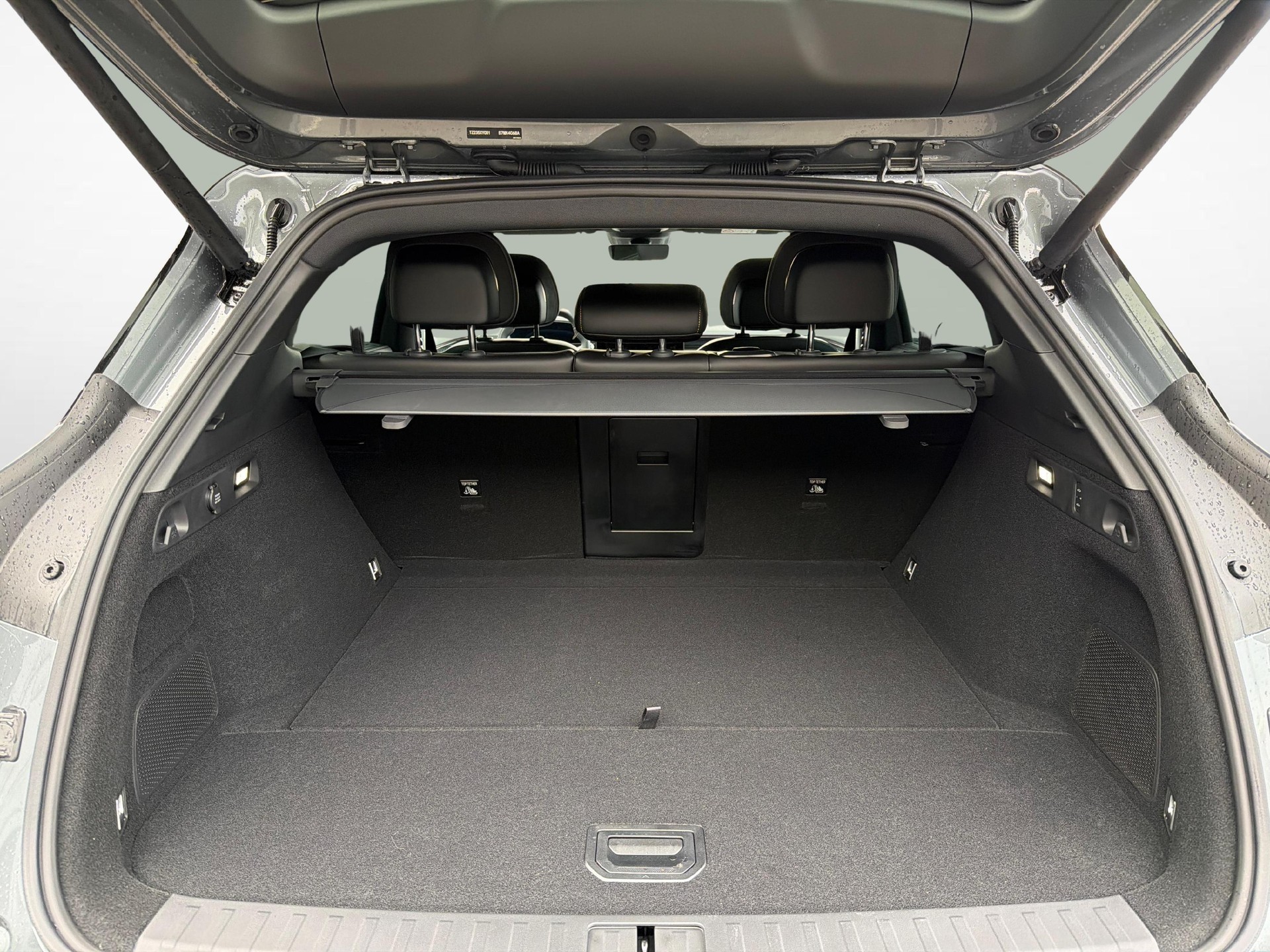 ZEEKR 7X Privilege AWD-image-12
