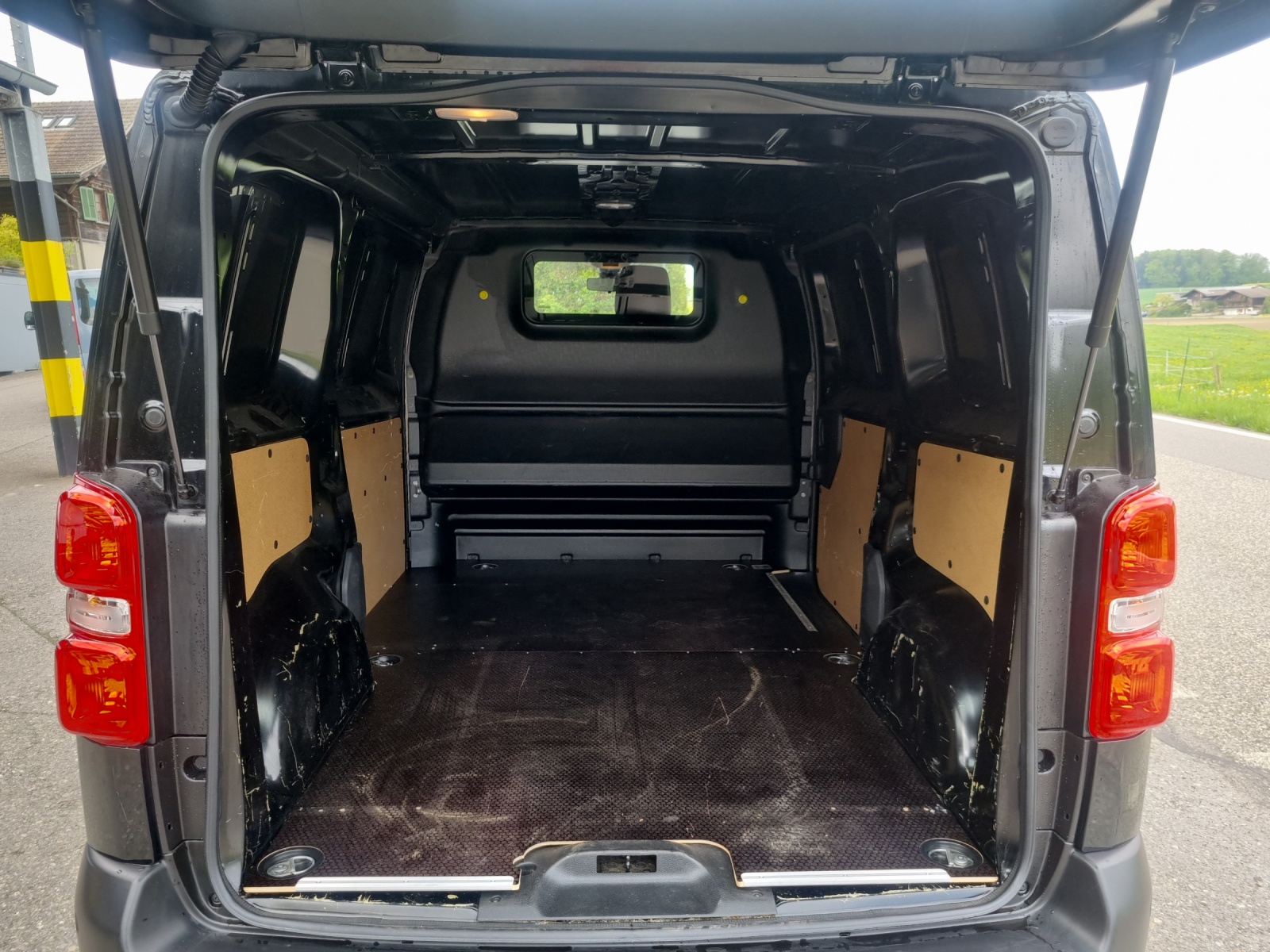 OPEL Vivaro Cargo 3.1 t L 2.0 D 144 S/S-image-9