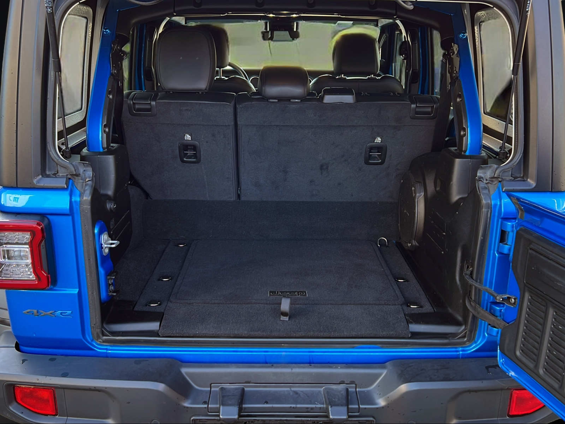 JEEP Wrangler-image-5