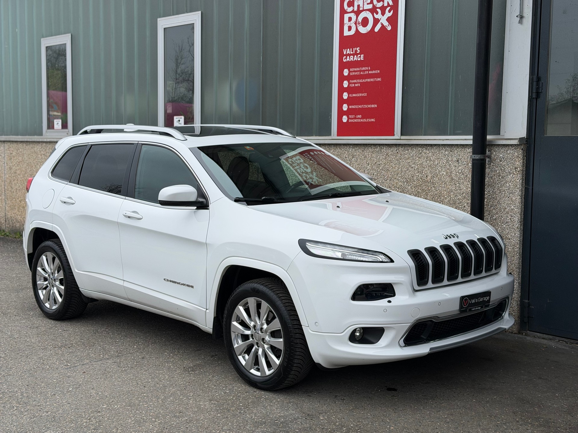 JEEP Cherokee 2.2TD Overland AWD 9ATX AD-image-3