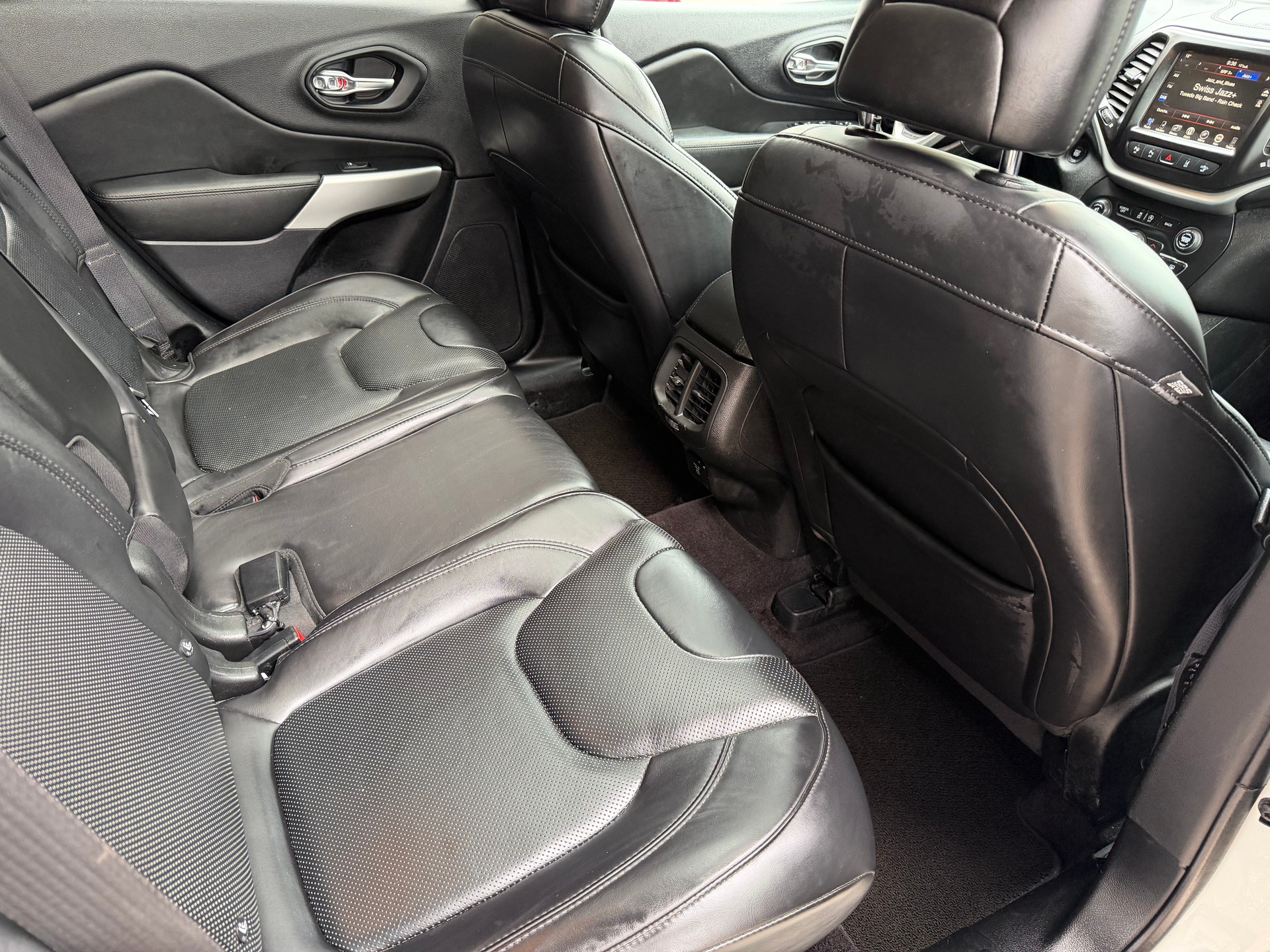 JEEP Cherokee 2.2TD Overland AWD 9ATX AD-image-11