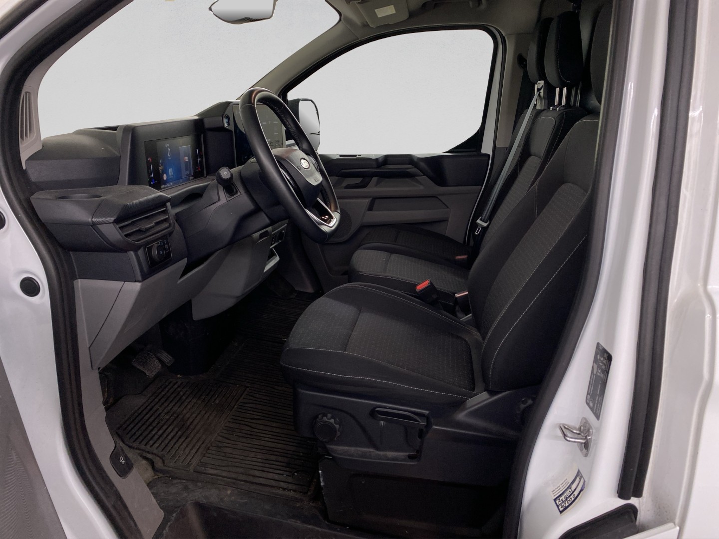 FORD Transit Custom Van 320 L1H1 Trend Automat 4x4-image-6