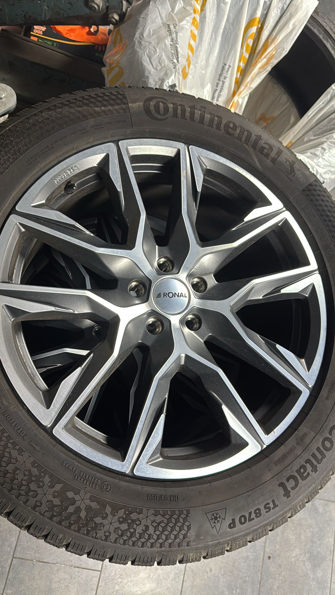 MERCEDES-BENZ GLE 350 e 4Matic AMG Line 9G-Tronic-image-30