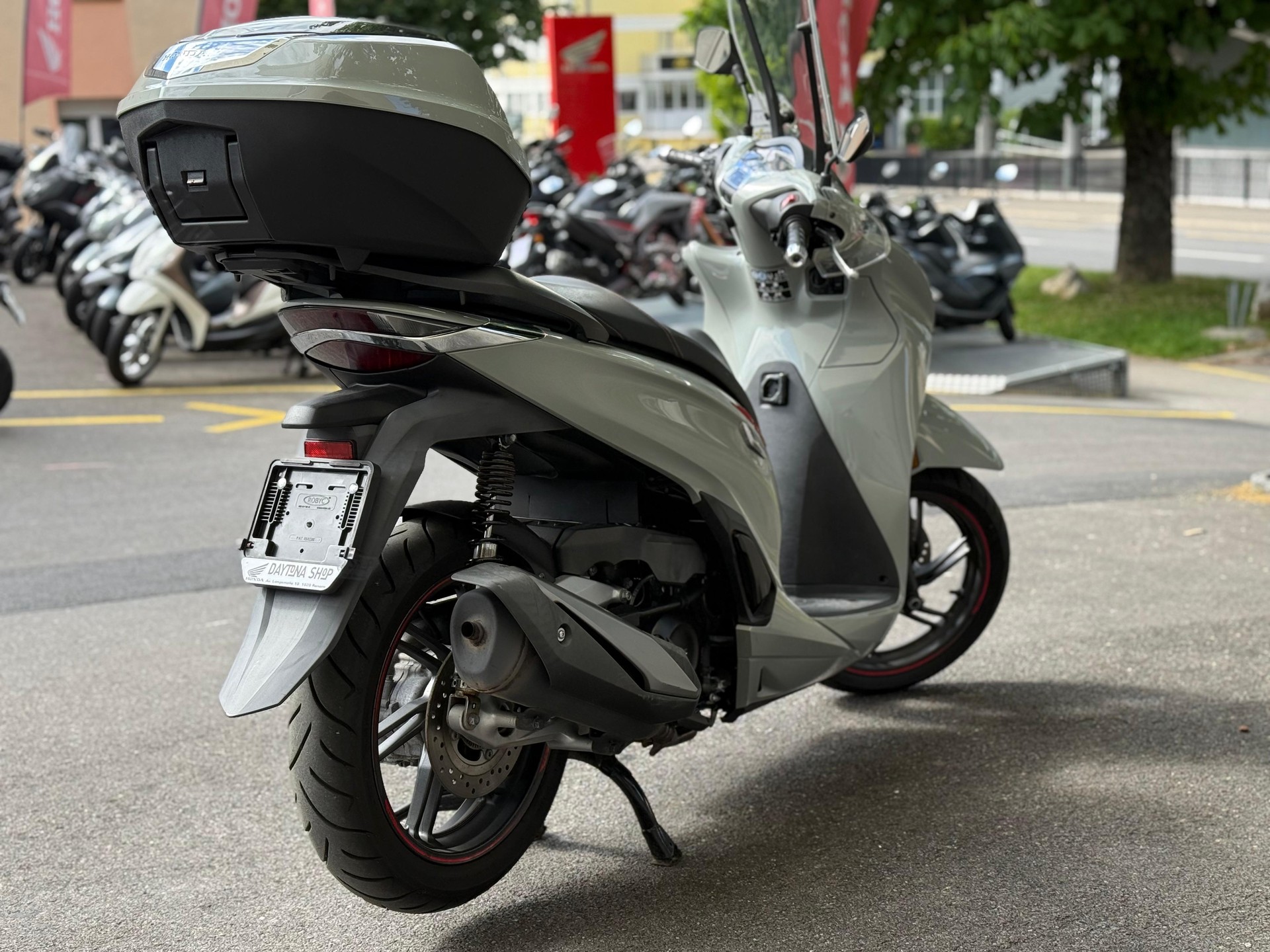 HONDA SH 350-image-6