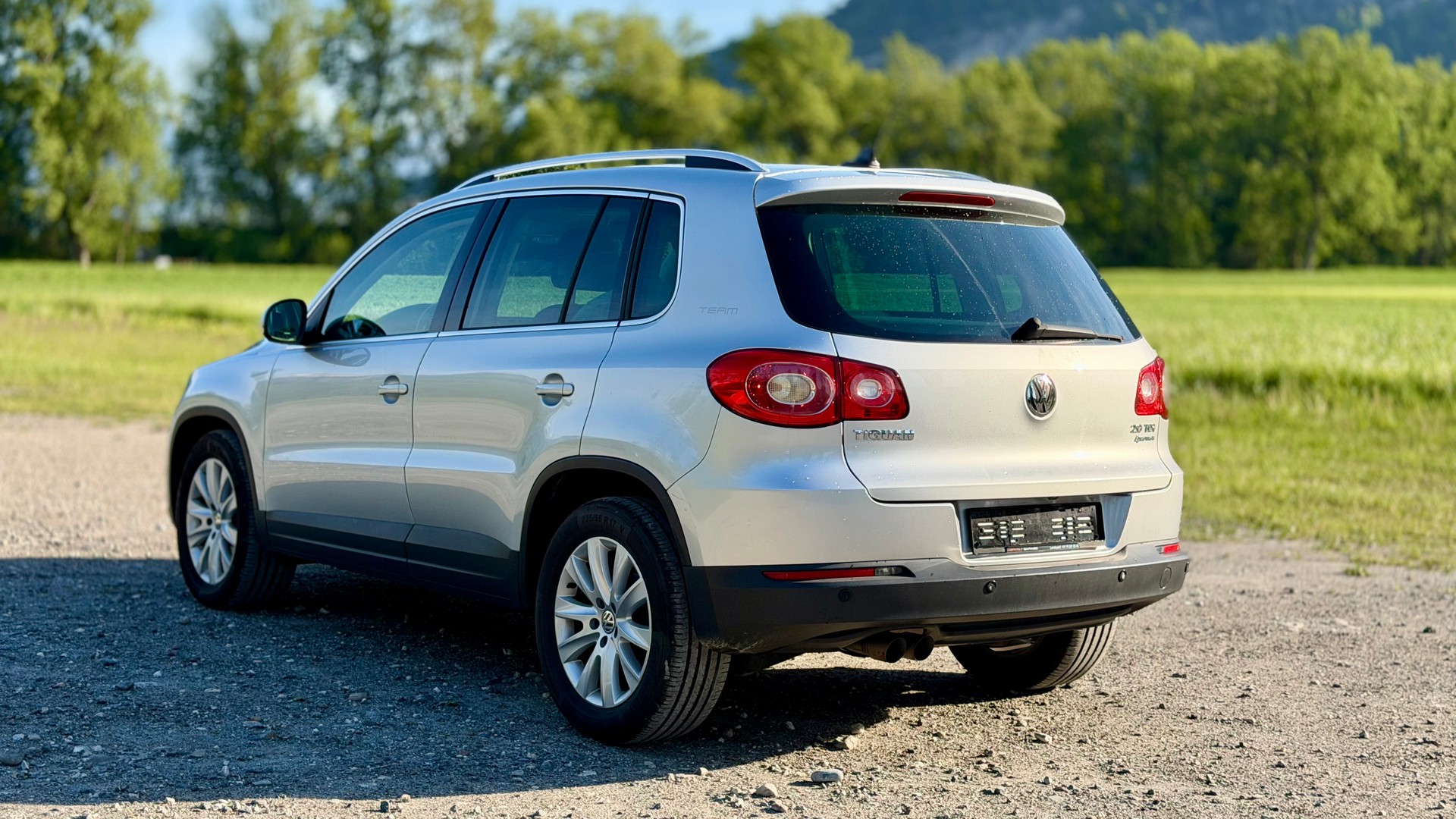VW Tiguan 2.0 TDI Team-showroom-element-2