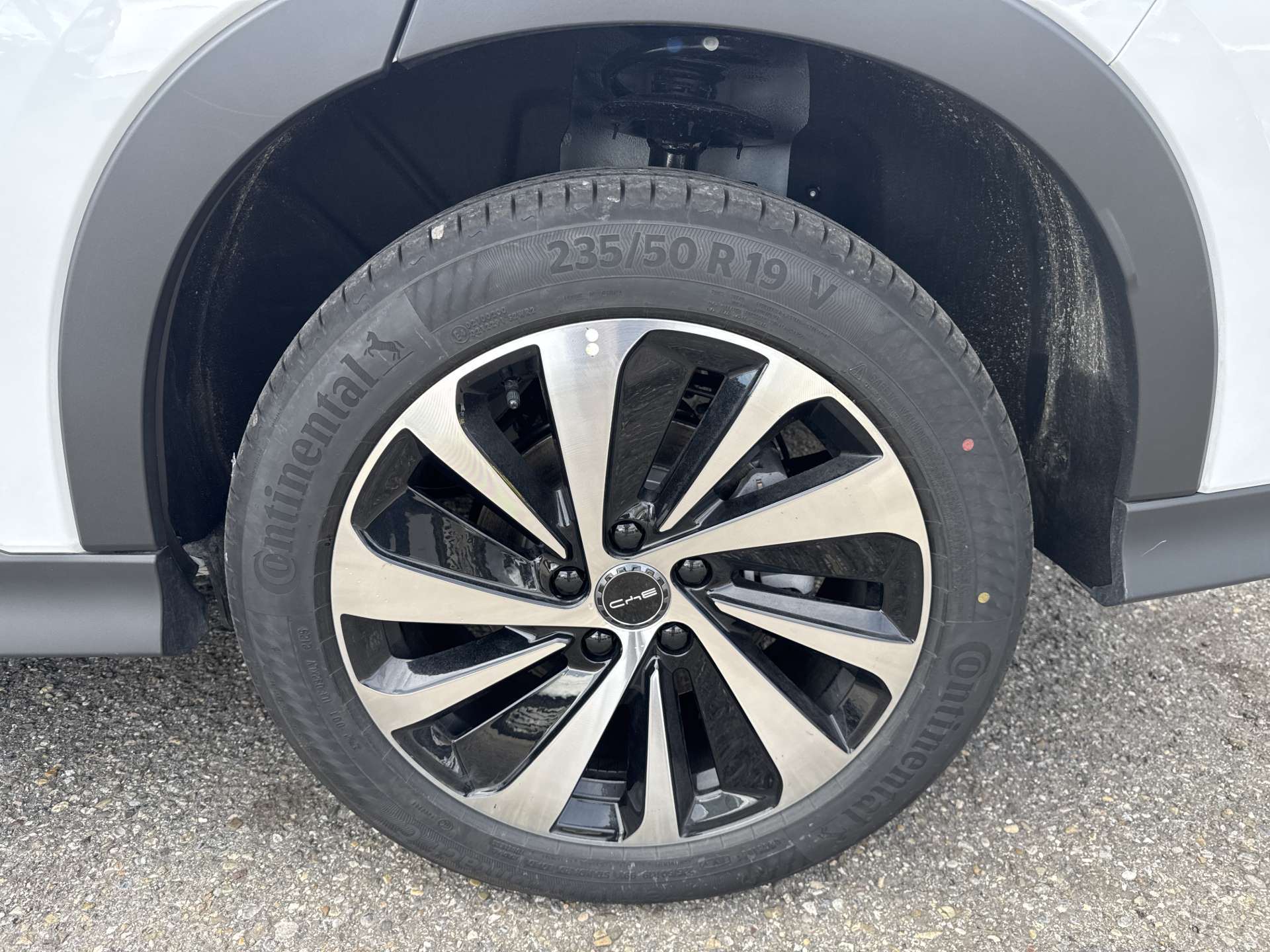 BYD Seal U DM-i PHEV Design AWD 324PS Automat-image-9