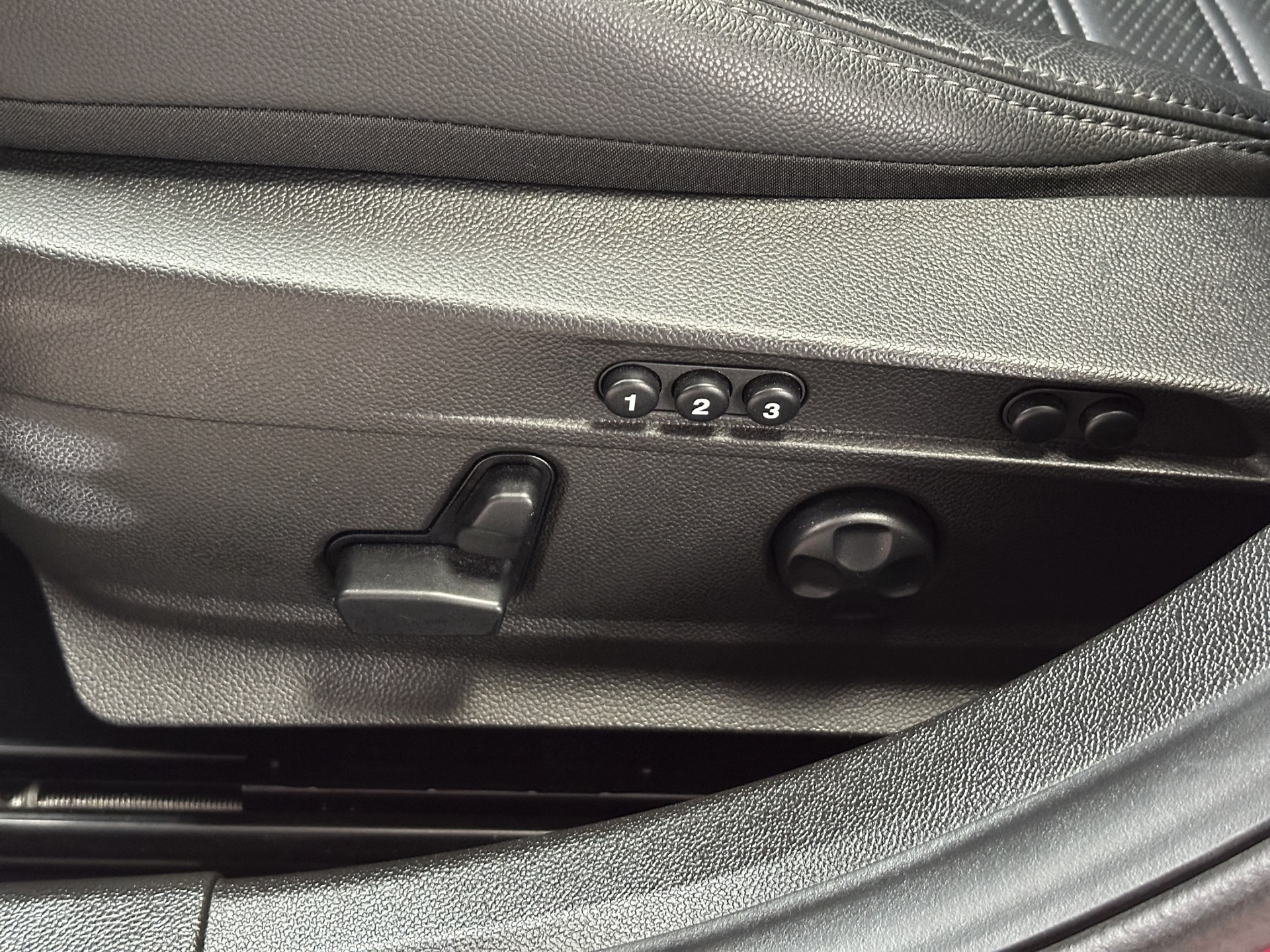 ALFA ROMEO Giulia 2.0 Veloce Q4-image-8