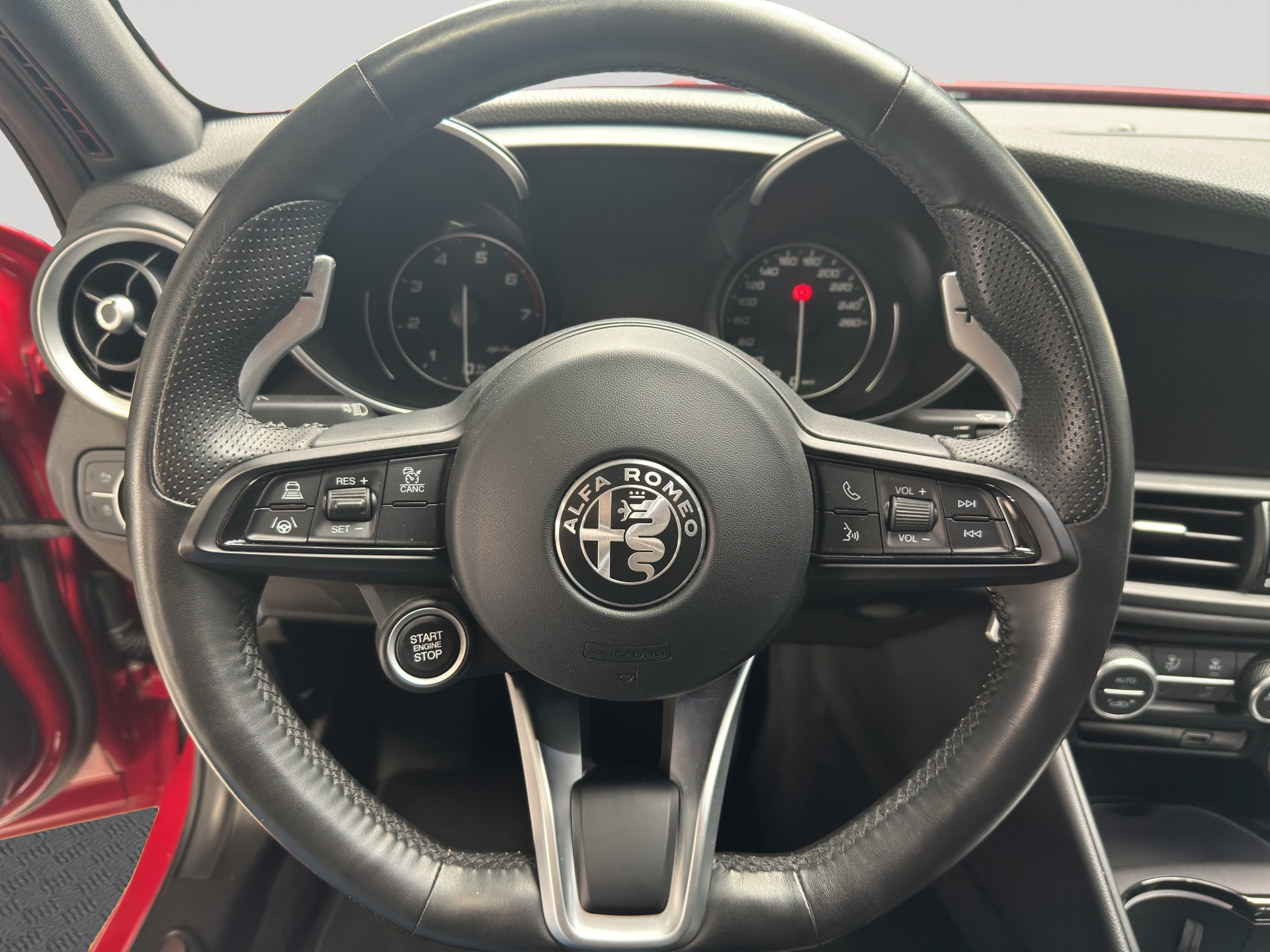 ALFA ROMEO Giulia 2.0 Veloce Q4-image-9