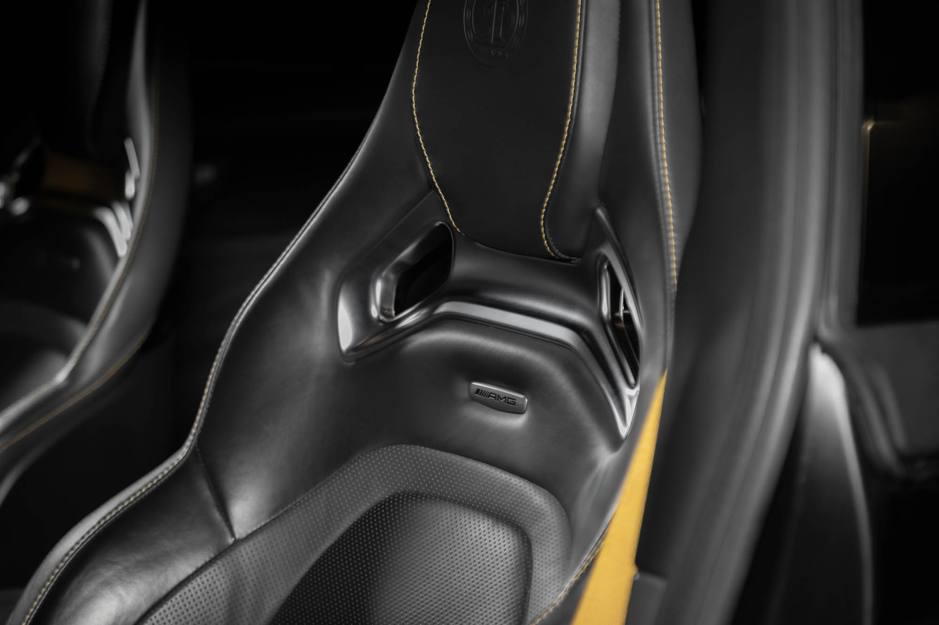 MERCEDES-BENZ AMG GT 4 63 S Edition 1 4Matic+ Speedshift MCT-image-22