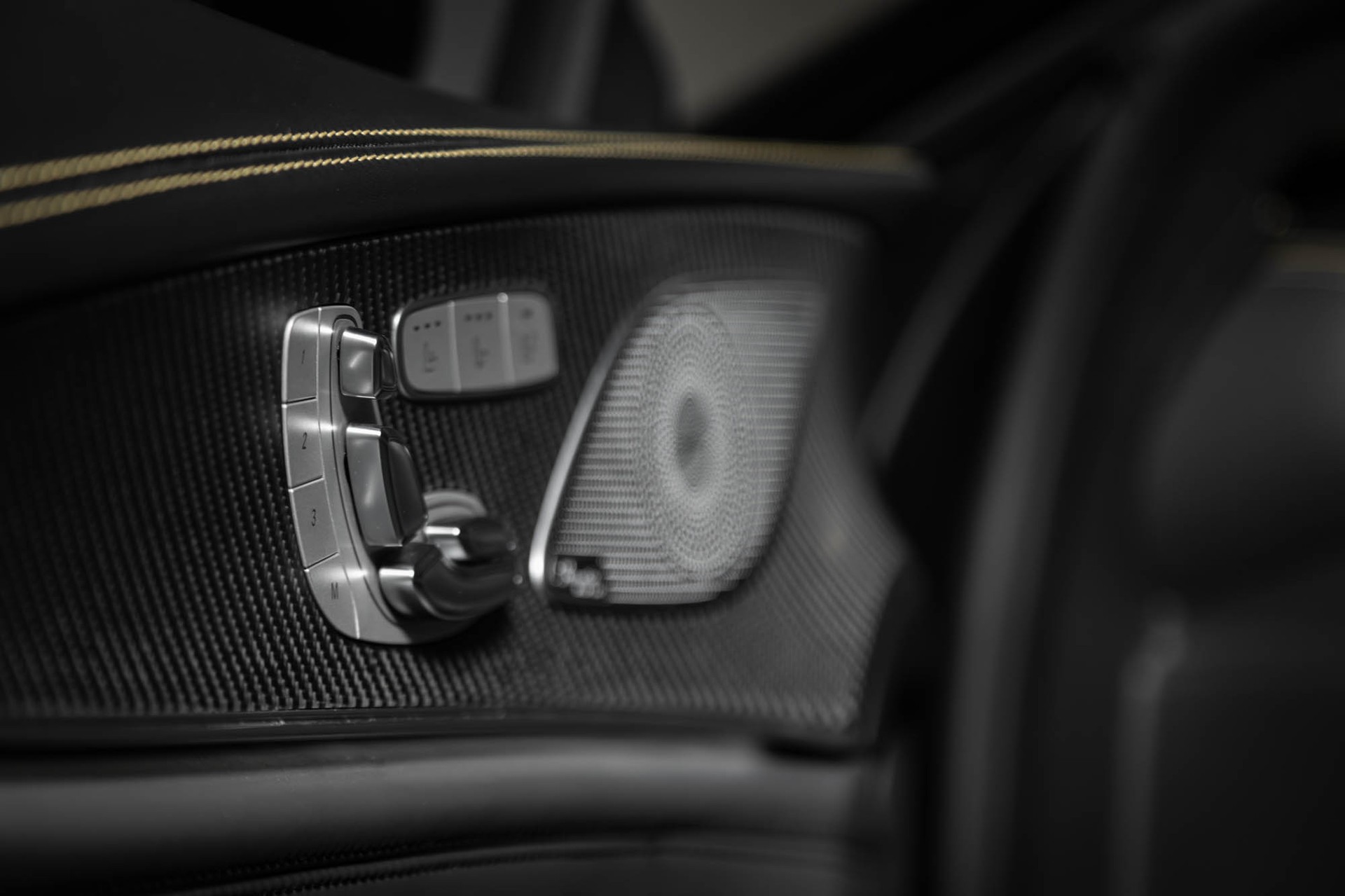 MERCEDES-BENZ AMG GT 4 63 S Edition 1 4Matic+ Speedshift MCT-image-16