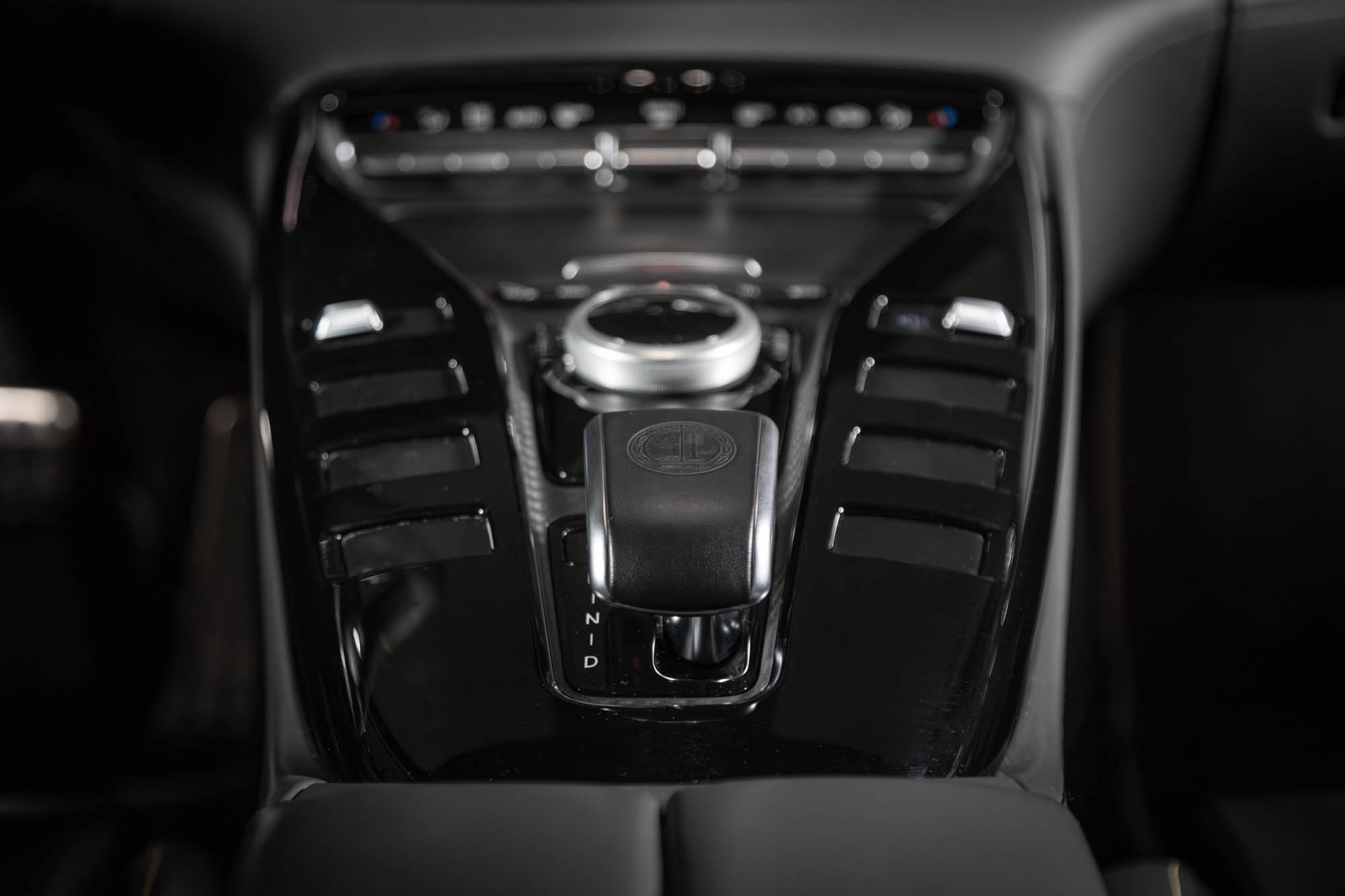 MERCEDES-BENZ AMG GT 4 63 S Edition 1 4Matic+ Speedshift MCT-image-18