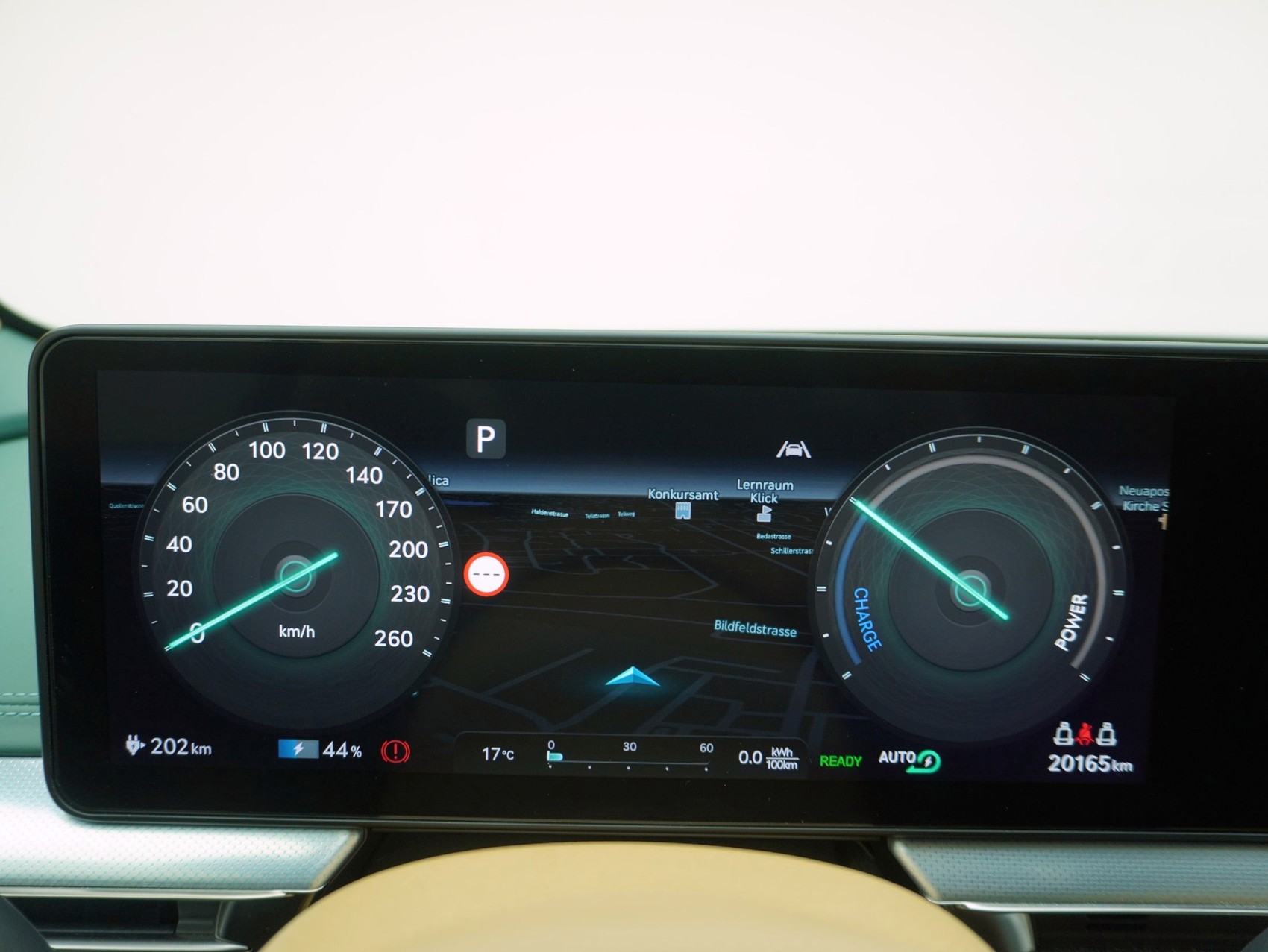 GENESIS GV60 77.4 kWh Sport AWD **Neuwertiger Genesis Vorführer**-image-17