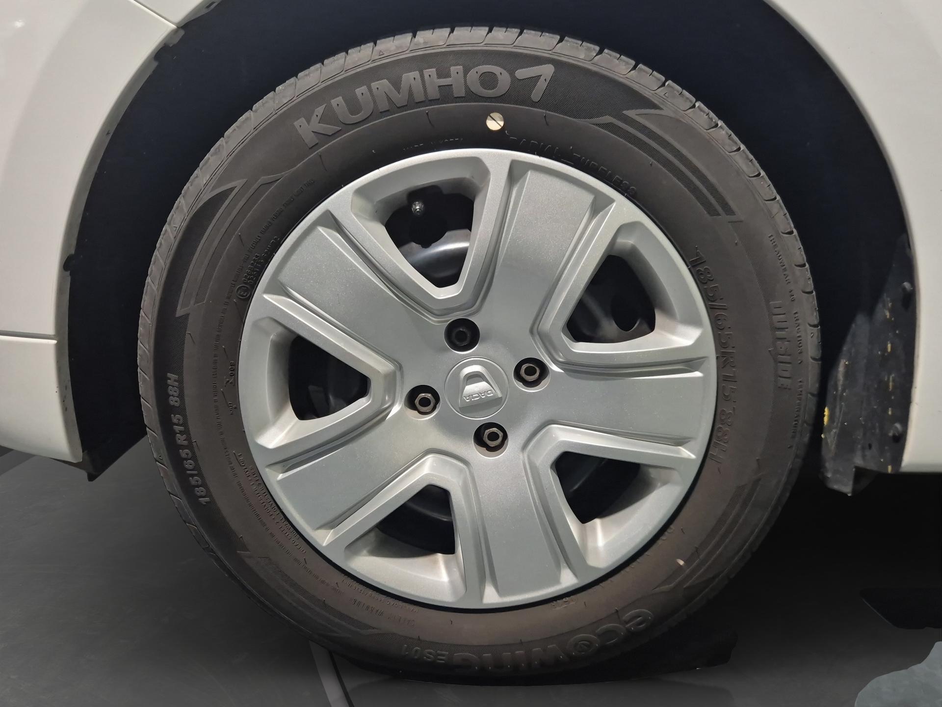 DACIA Logan MCV 0.9 Comfort-image-17
