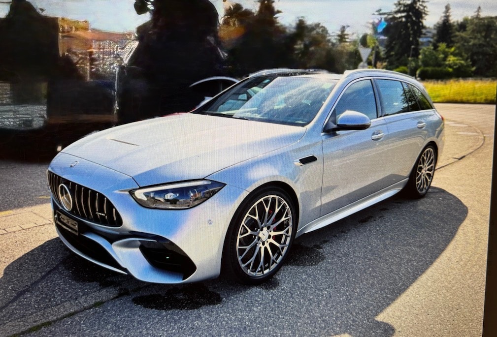 MERCEDES-BENZ C 63 S AMG T E Performance 4 Matic