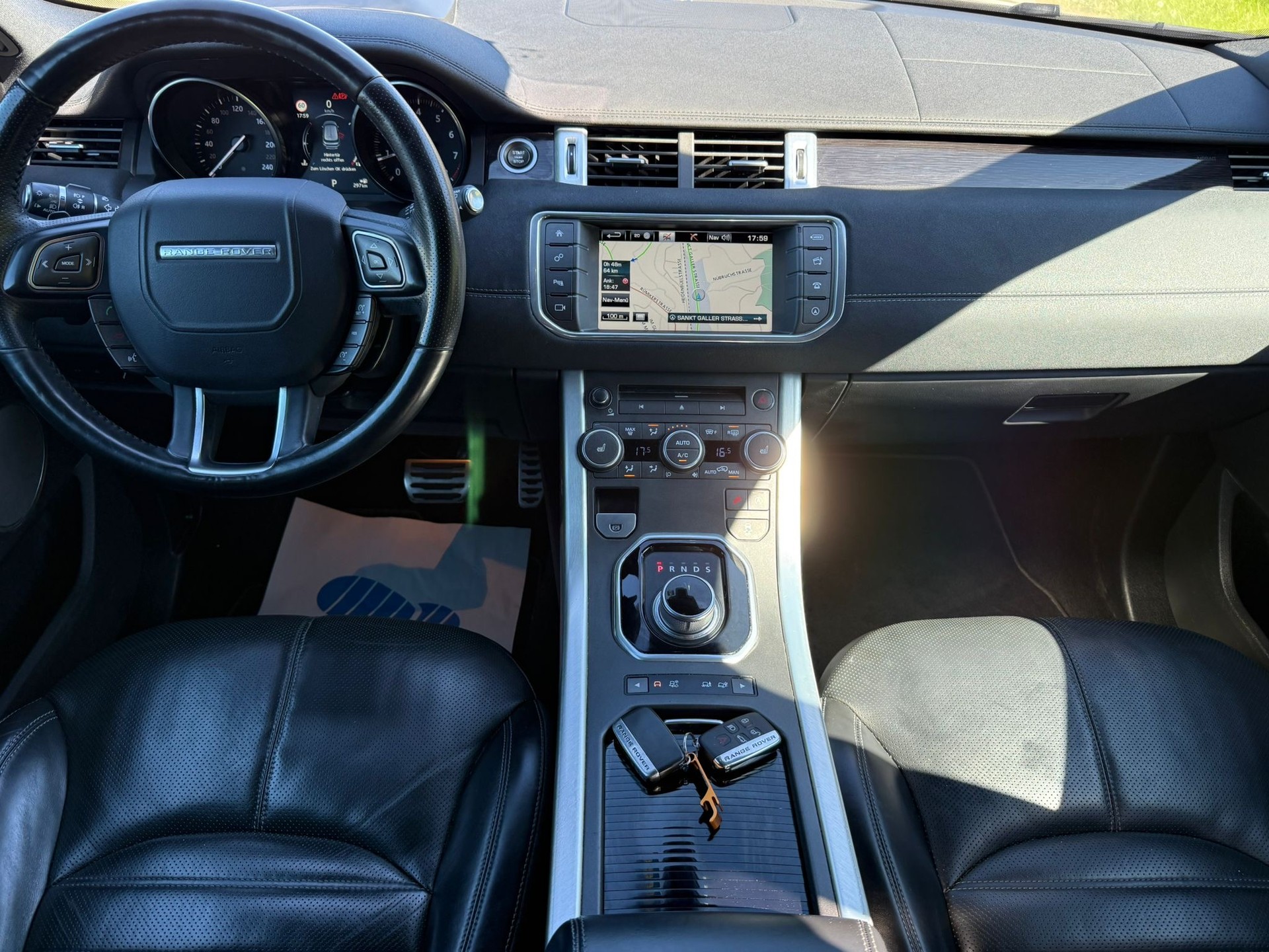 LAND ROVER Range Rover Evoque 2.0 Si4 HSE Dynamic AT9-image-10