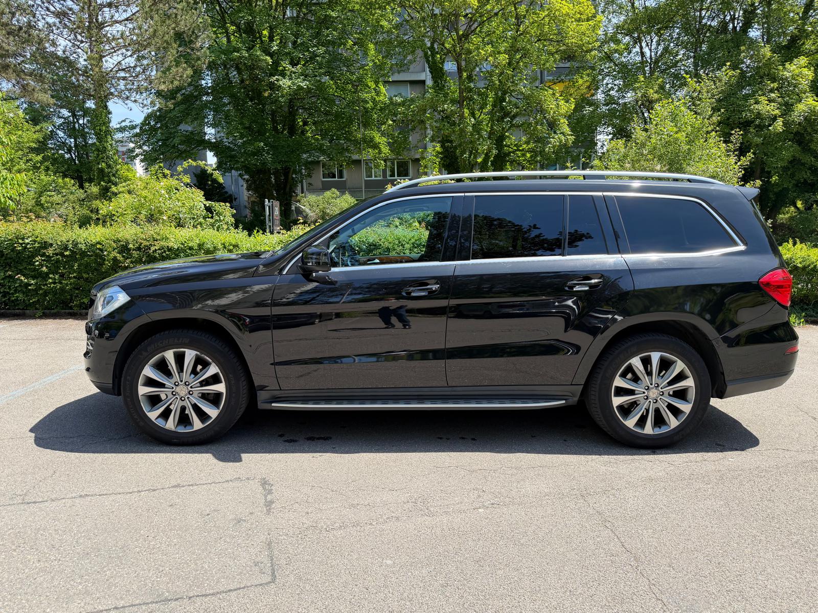 MERCEDES-BENZ GL 350 BlueTEC 4Matic 7G-TRONIC