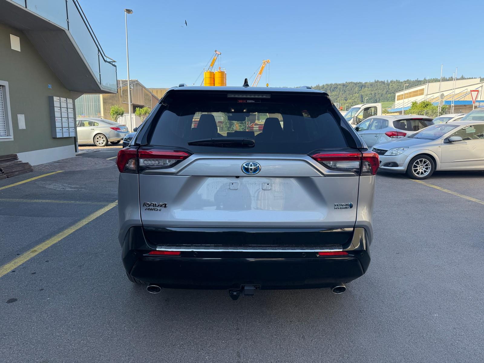TOYOTA RAV-4 2.5 PHEV Platinum e-CVT 4WD-image-5