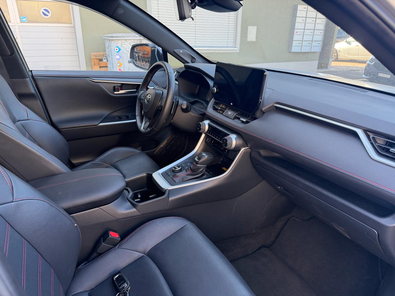 TOYOTA RAV-4 2.5 PHEV Platinum e-CVT 4WD-image-8