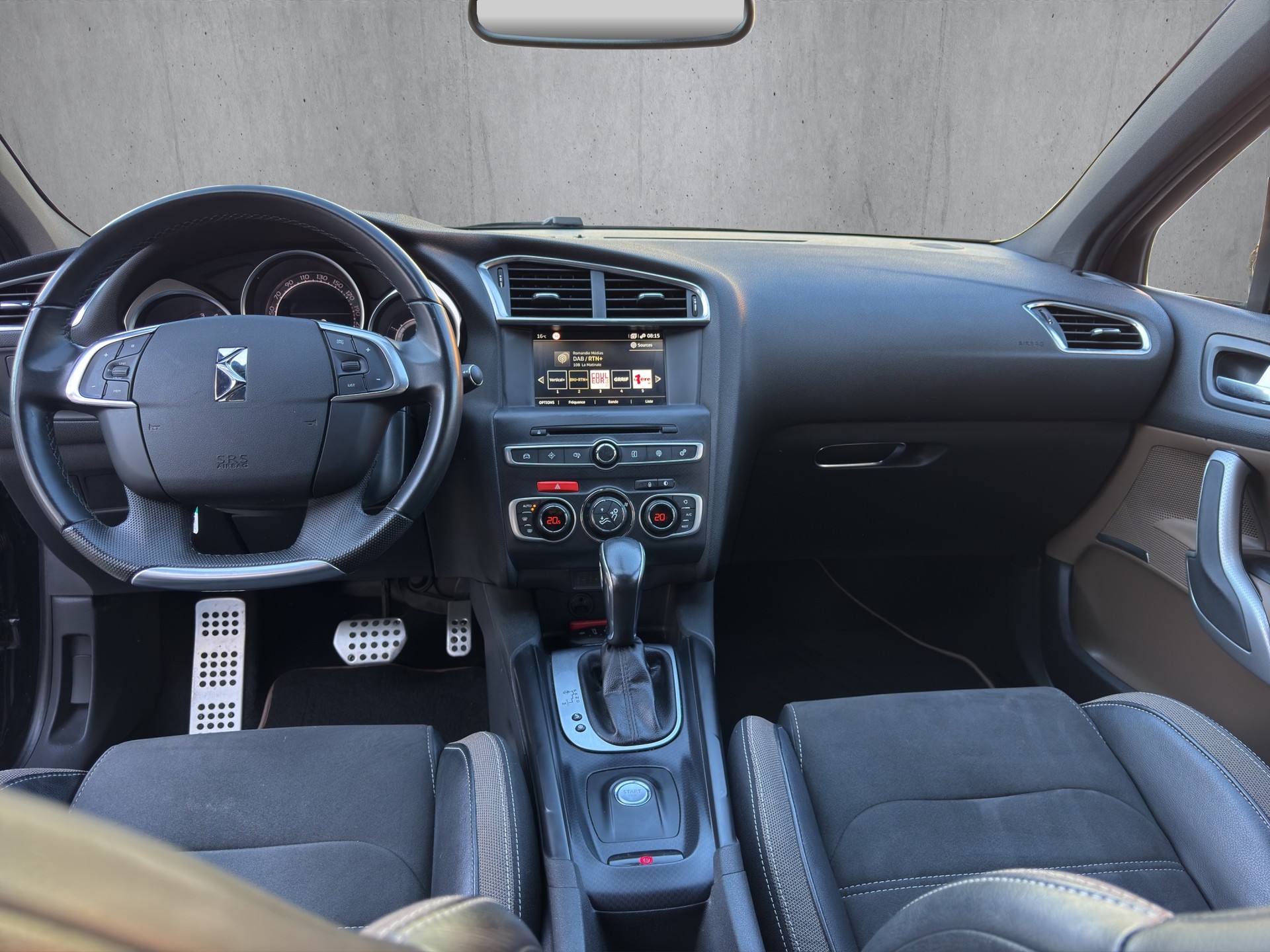 DS AUTOMOBILES DS 4 1.6 THP Sport Chic Automatic-image-9
