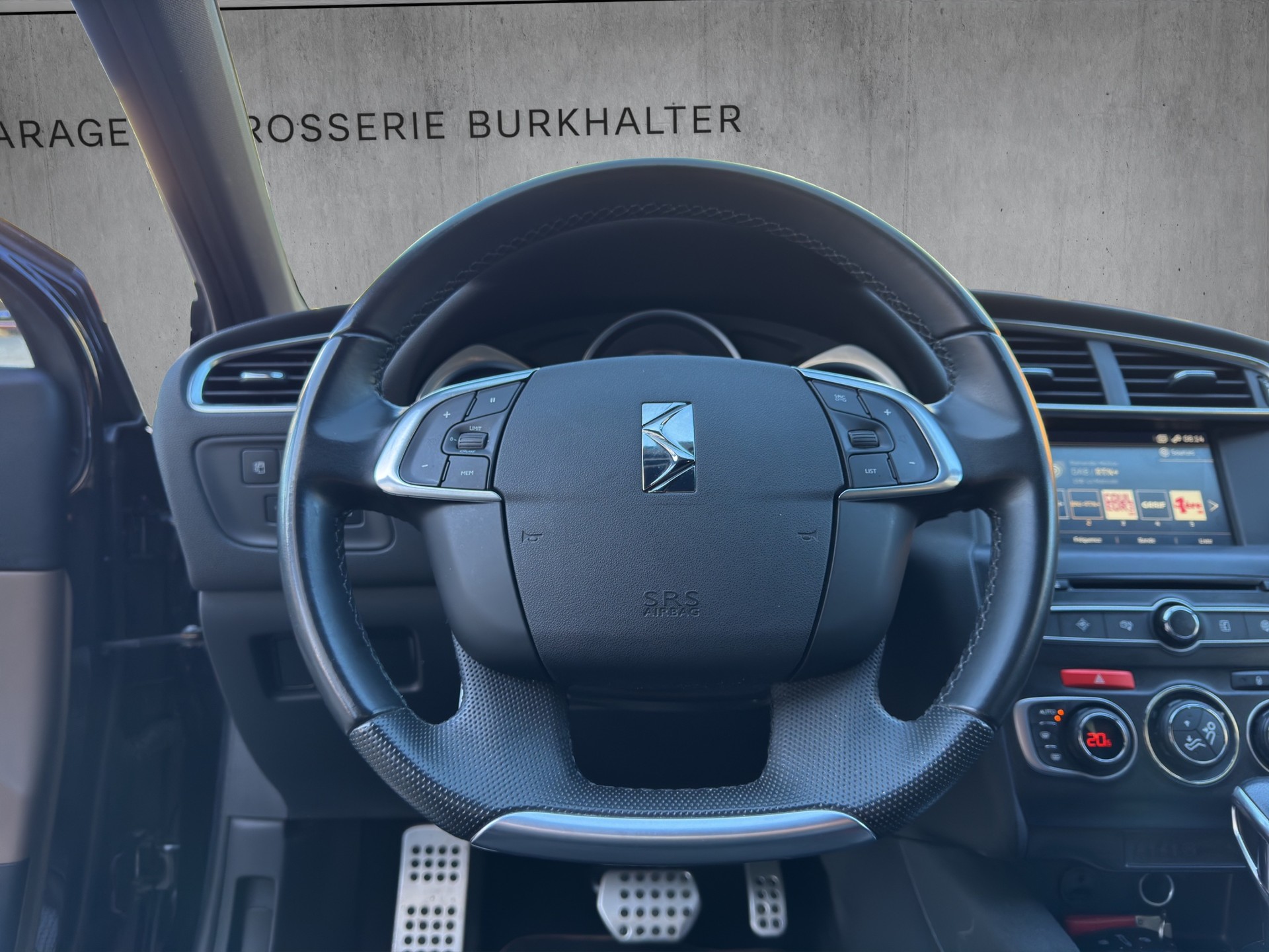 DS AUTOMOBILES DS 4 1.6 THP Sport Chic Automatic-image-7