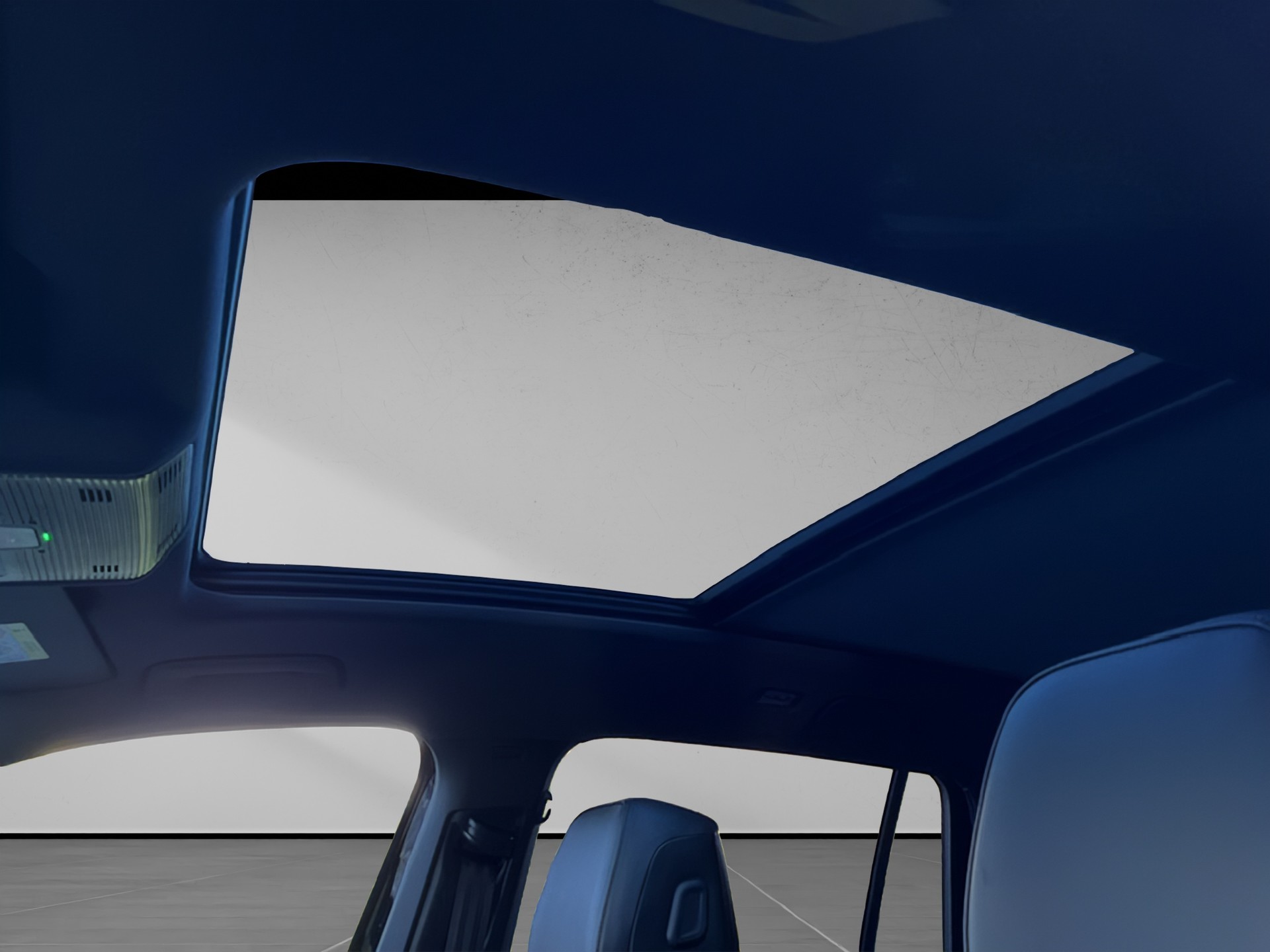 VW Tiguan 2.0 TSI DSG R-Line Plus 4Motion-image-5
