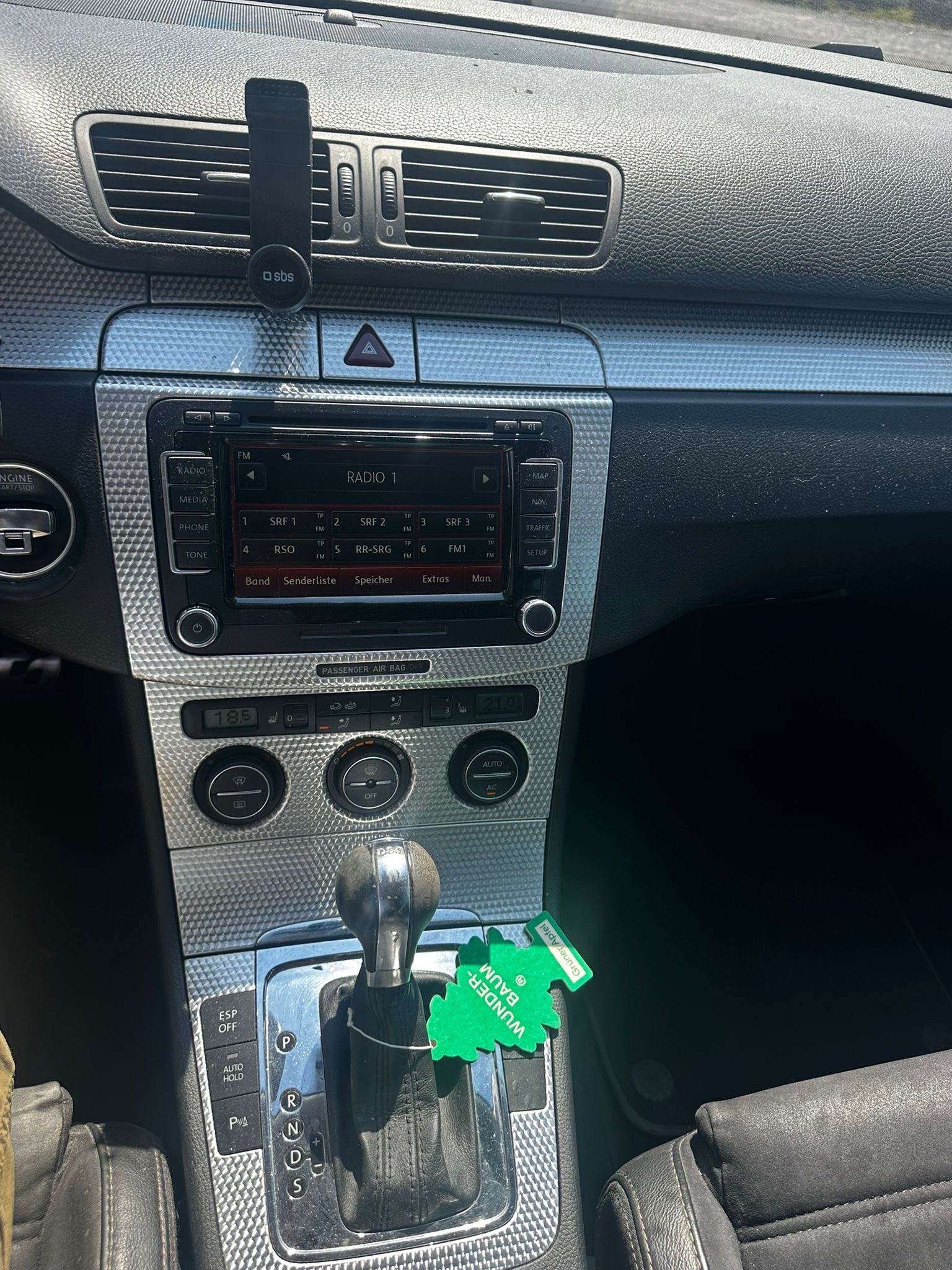 VW Passat Variant R36 4Motion-image-4